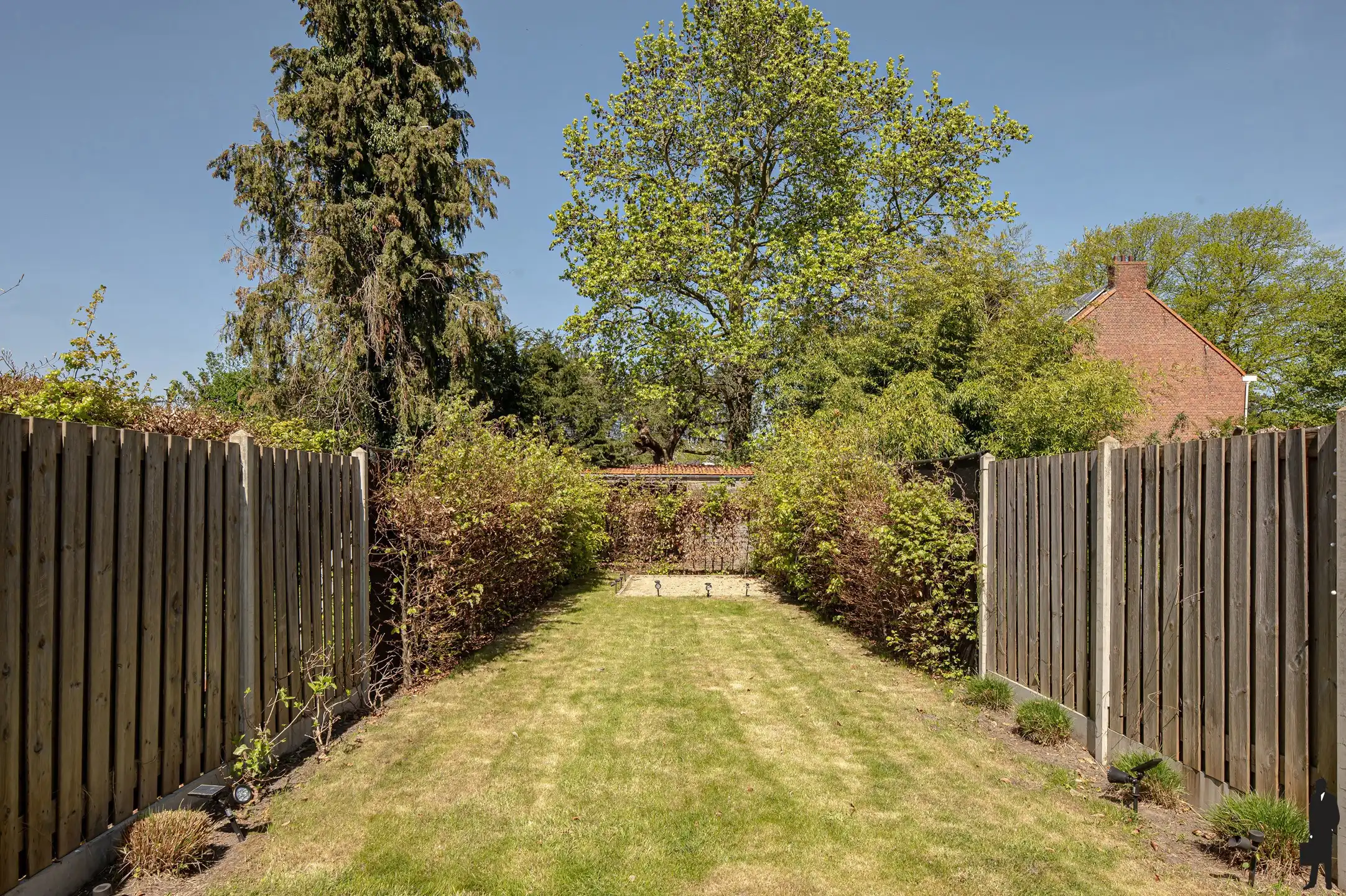 Gezinswoning met tuin en zij-ingang in het centrum van Kalmthout foto 21