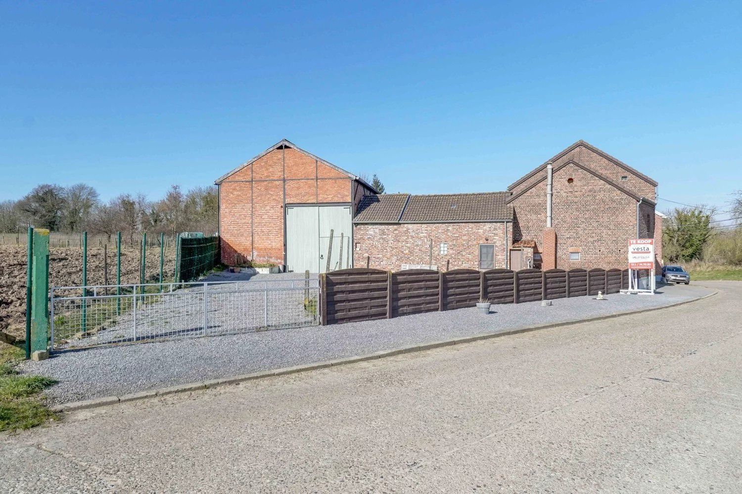 Landelijk gelegen woning met atelier foto 39
