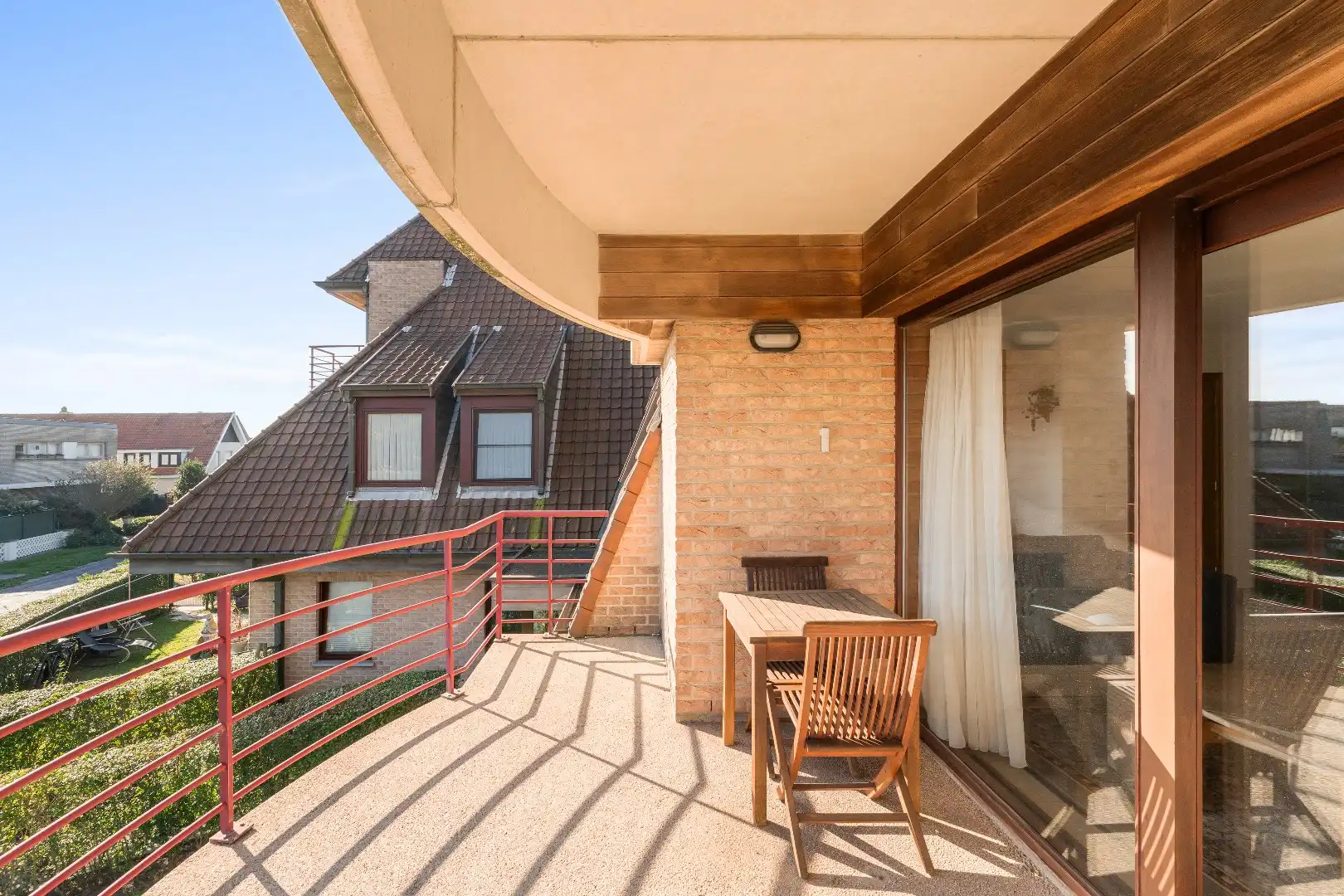 Lichtrijk appartement met ruim zonneterras! foto {{pictureIndex}}