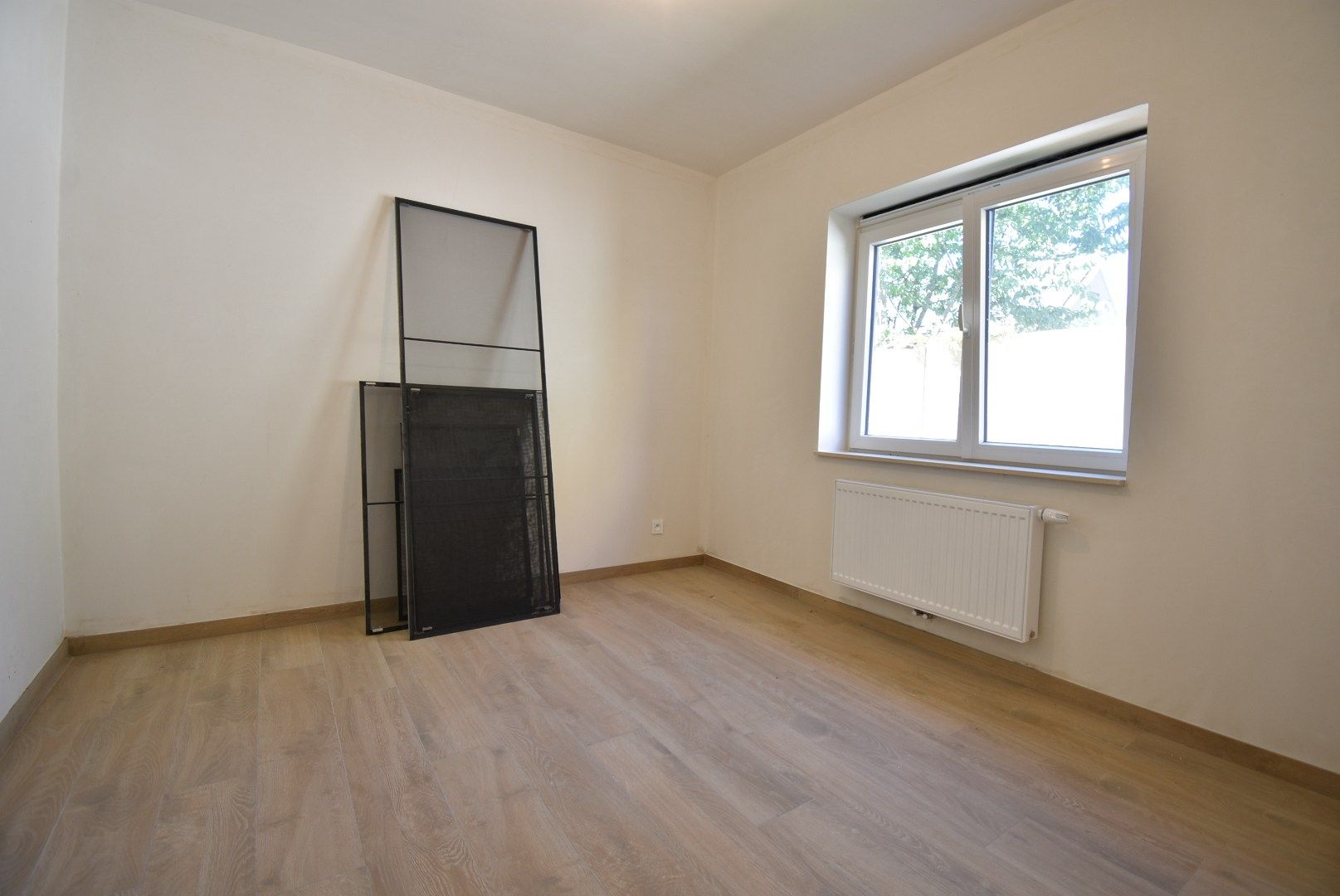 Knap gerenoveerde en energiezuinige bungalow met 3 slaapkamers te Nerem foto 14
