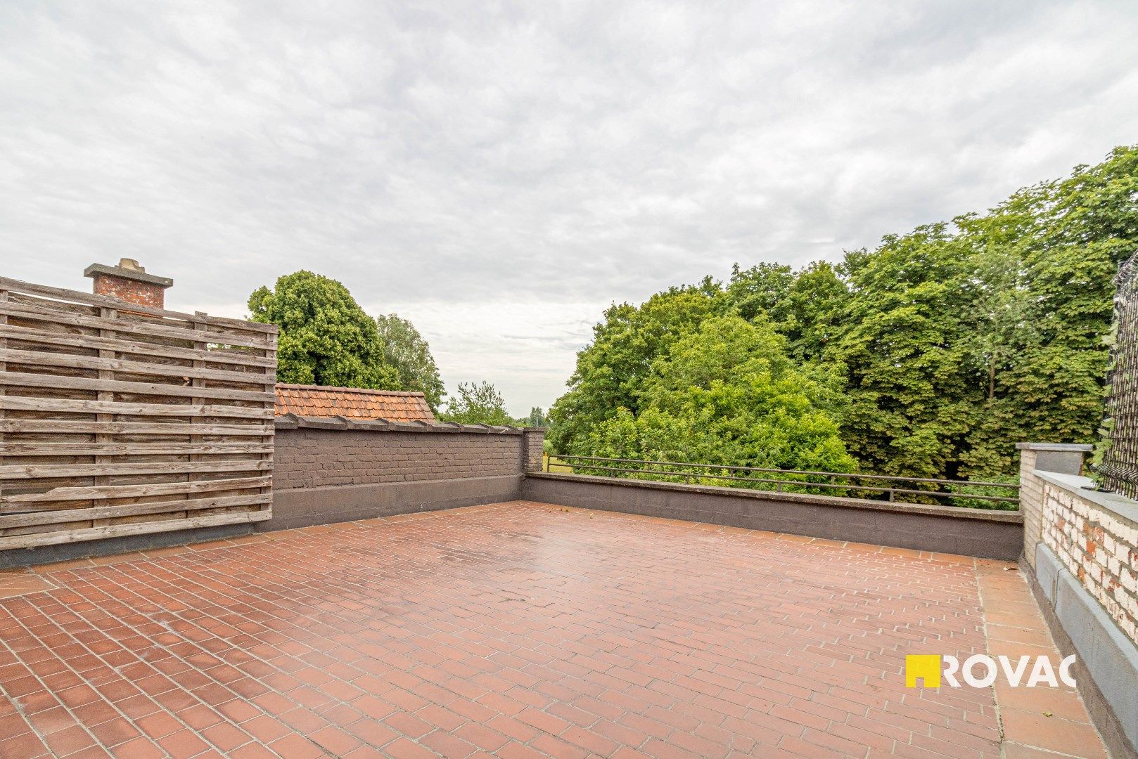 Opbrengsteigendom bestaande uit 2 appartementen met terras én tuin foto 21