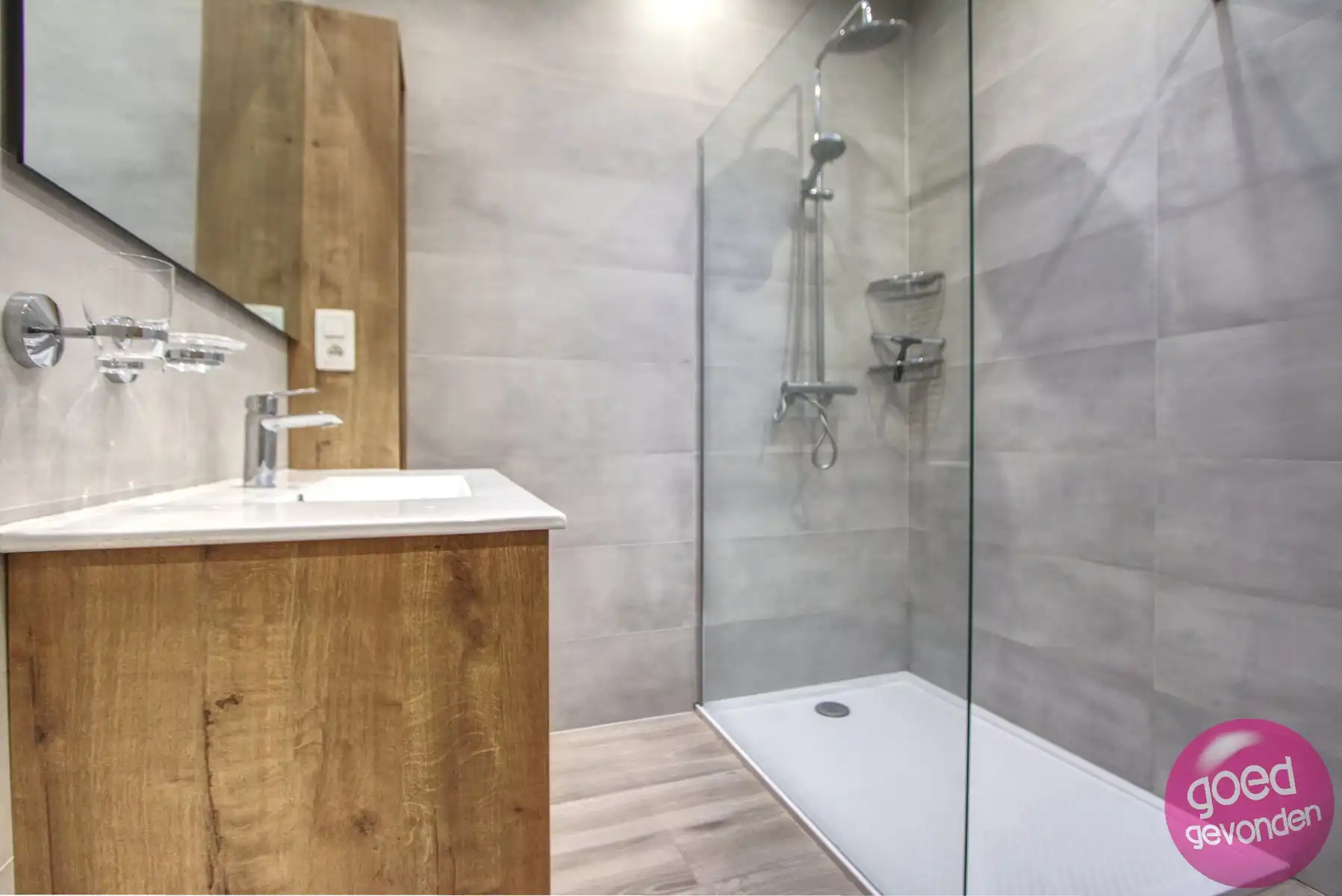 STADSHUIS - 3 SLK - ZEER RUIM TERRAS - INSTAPKLAAR - RUSTIG foto 11