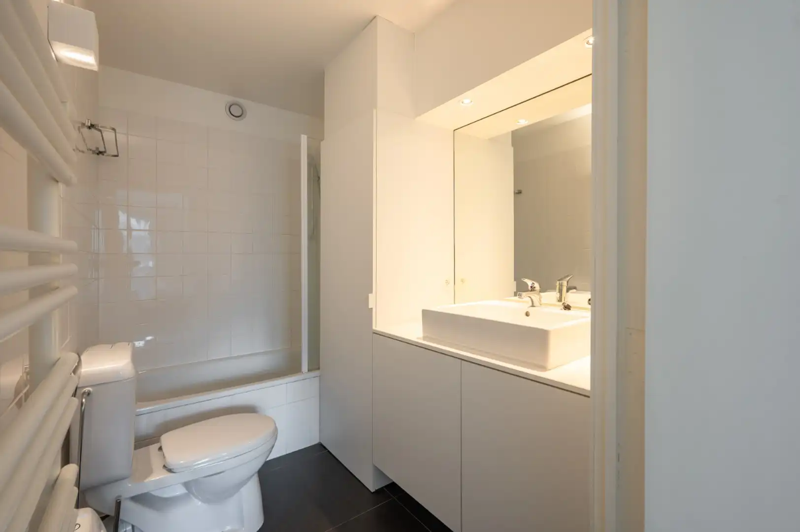 Elegant appartement in de Kustlaan, op enkele passen van het Lichttorenplein foto 11