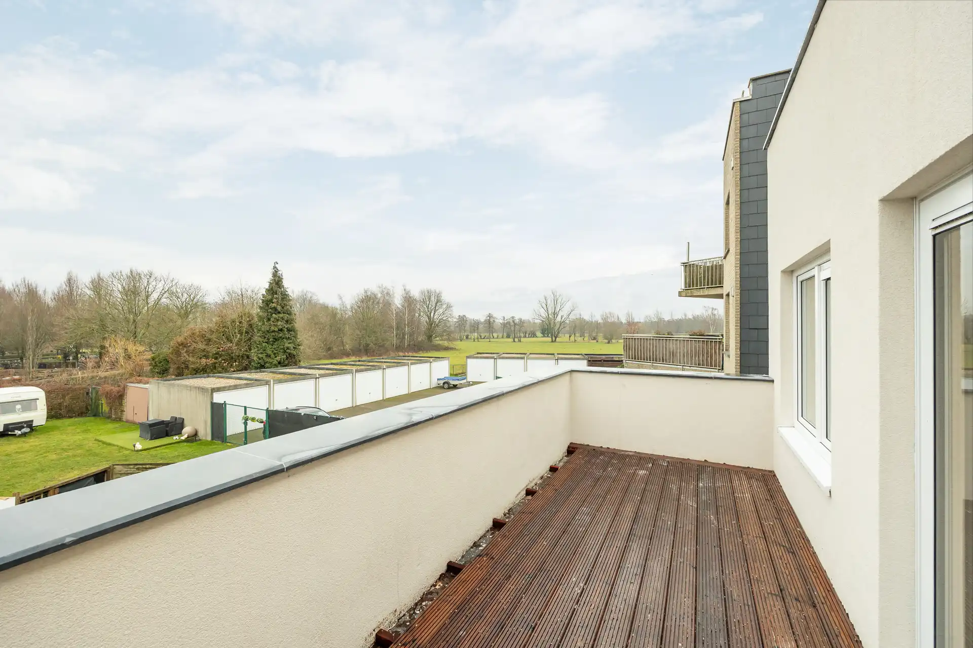 Gerenoveerd 2-slpk app. met groot terras. foto 13