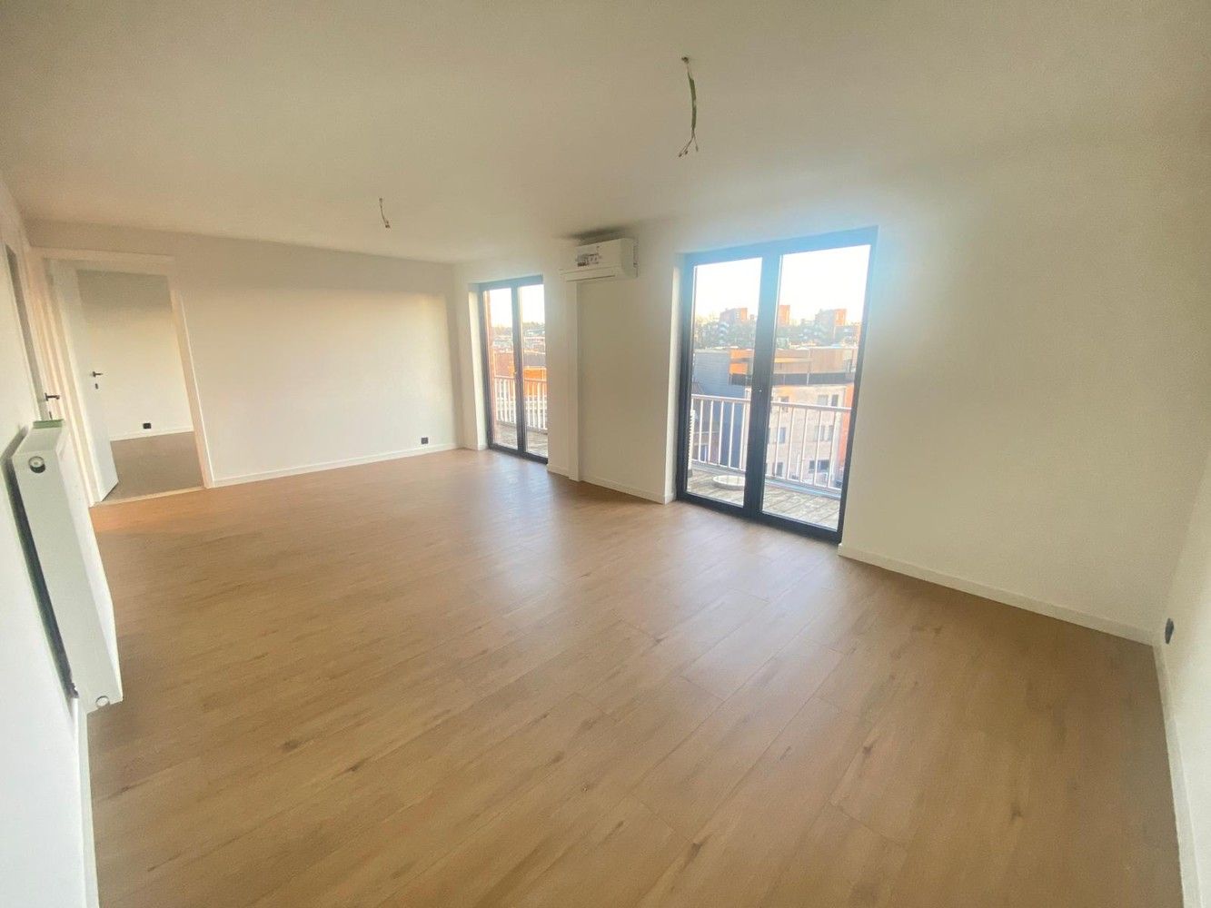 INTREKKLAAR APPARTEMENT PAL IN GENK-CENTUM foto 3