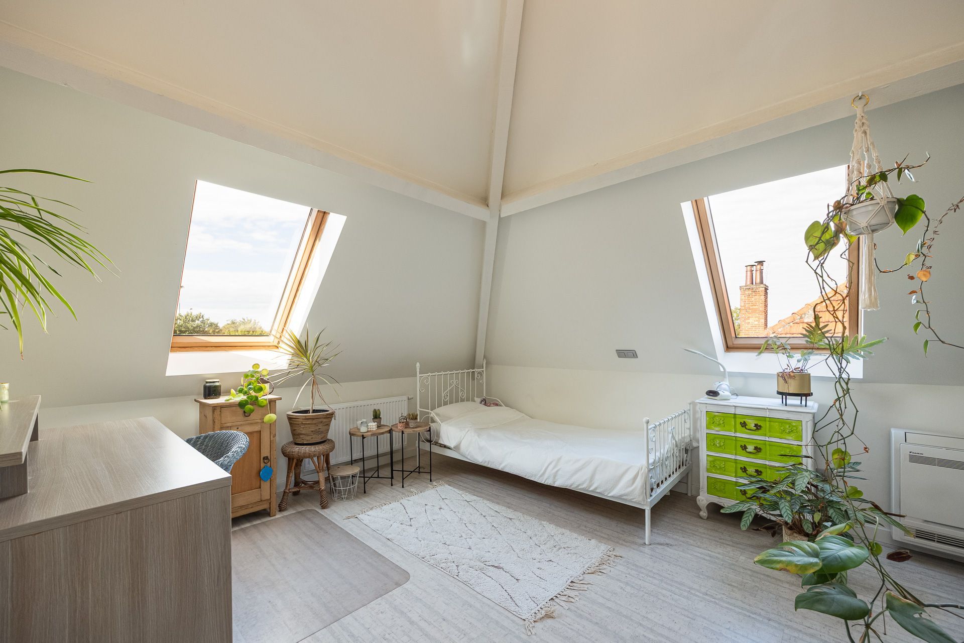 Volledig gerenoveerde gezinswoning met 5 slpks te Kontich foto 21