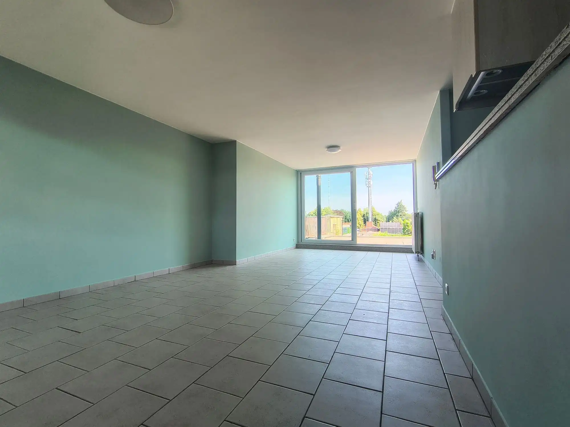 gezellig 1-slaapkamerappartement met groot terras en autostaanplaats foto 2