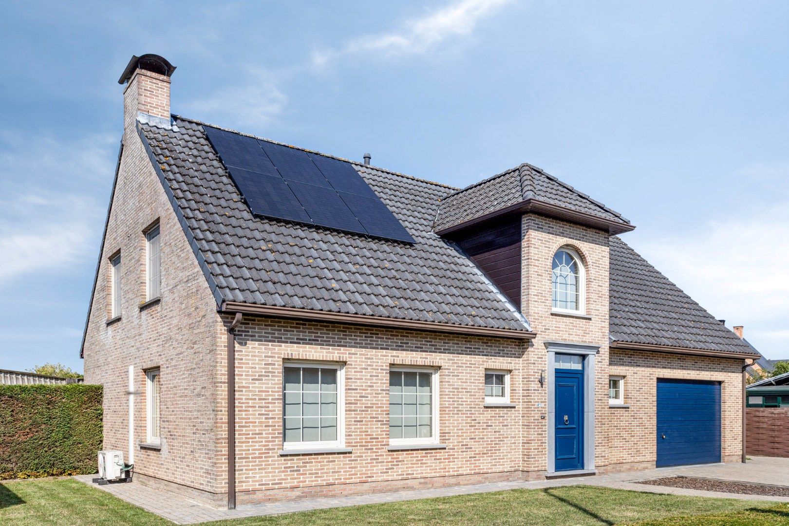 Instapklare woning met 3 ruime slaapkamers op 599 m² te OLV Olen ! foto 33