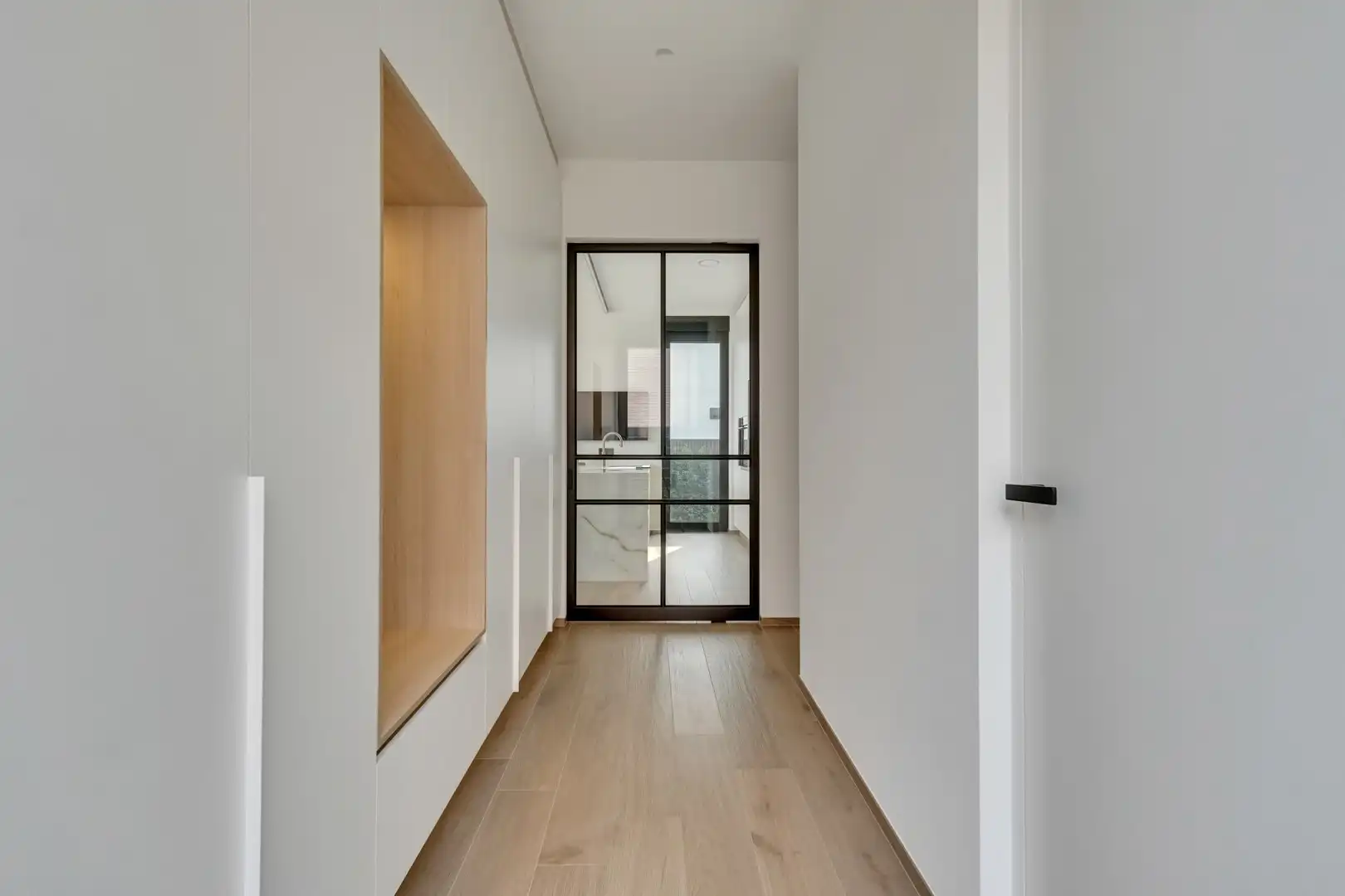 Luxe gelijkvloerse villa met zwembad & multifunctioneel poolhouse te Lanklaar foto 4