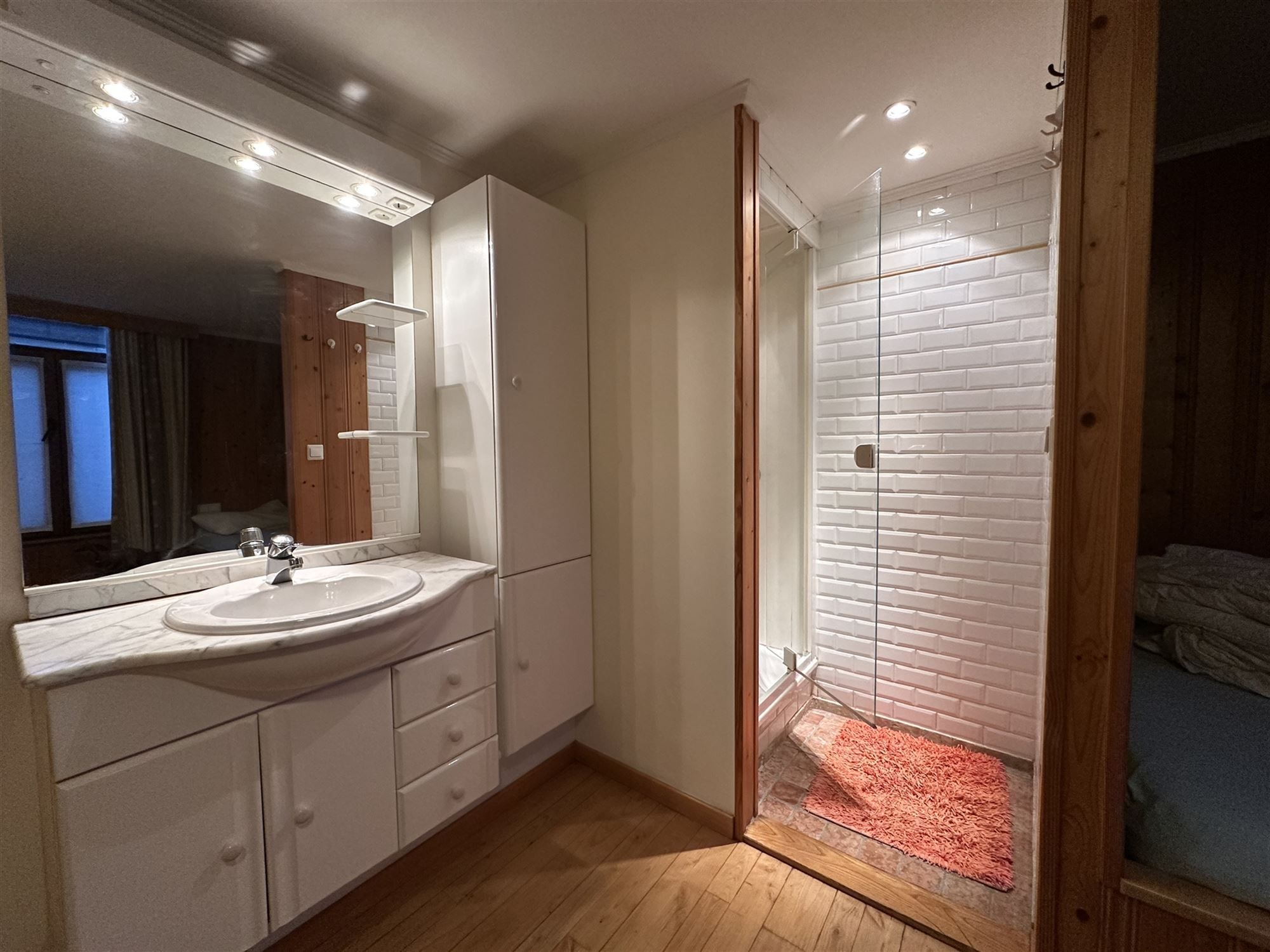 Gezellige gemeubelde arbeiderswoning op het Zuid! foto 8