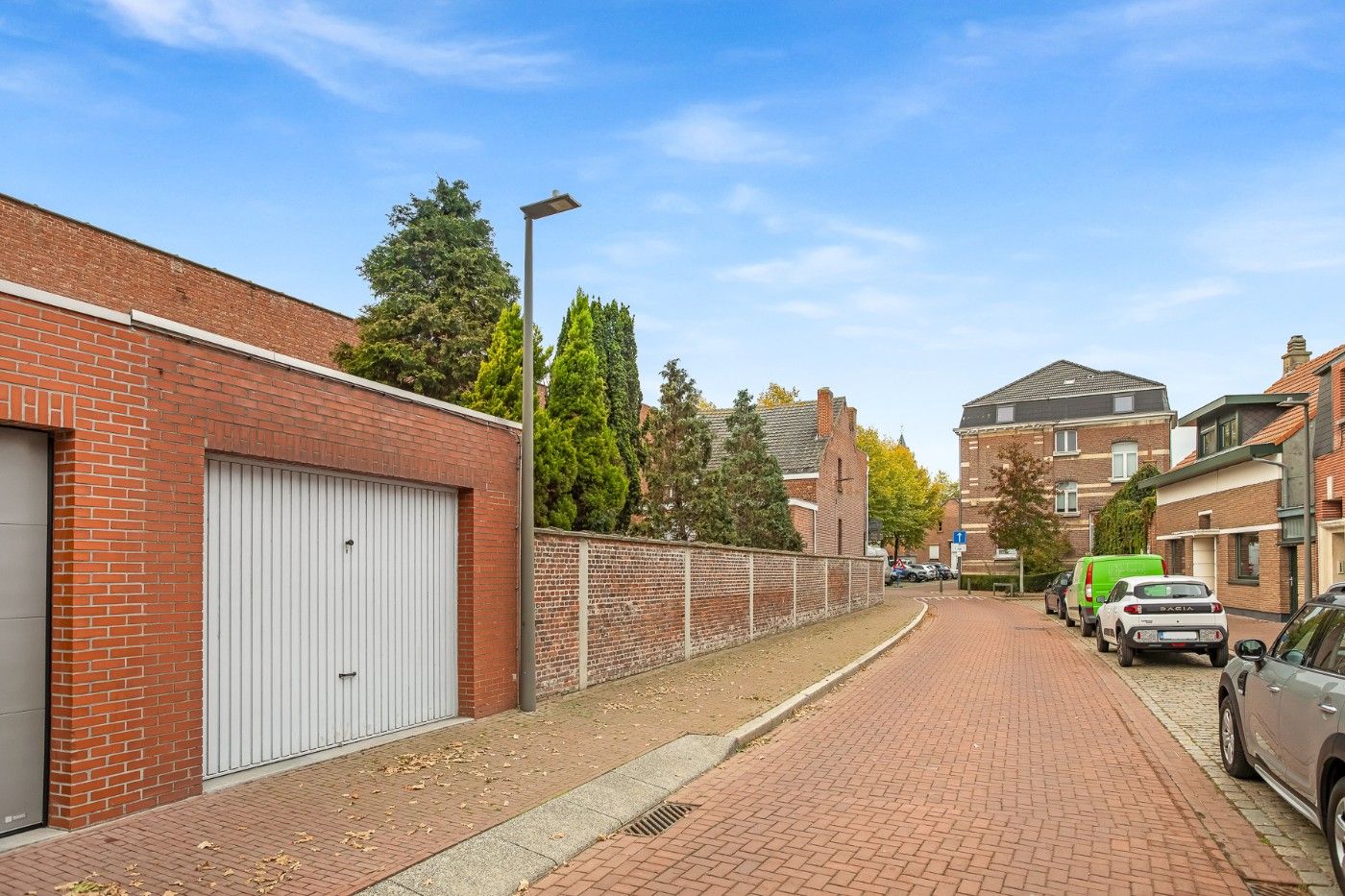 Te renoveren, halfopen bebouwing met 3 slpk, gezellige tuin en garage foto 26