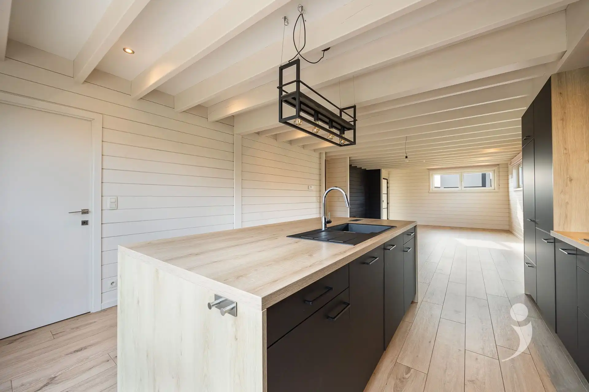 Knappe gezinswoning op een toplocatie!  foto 15