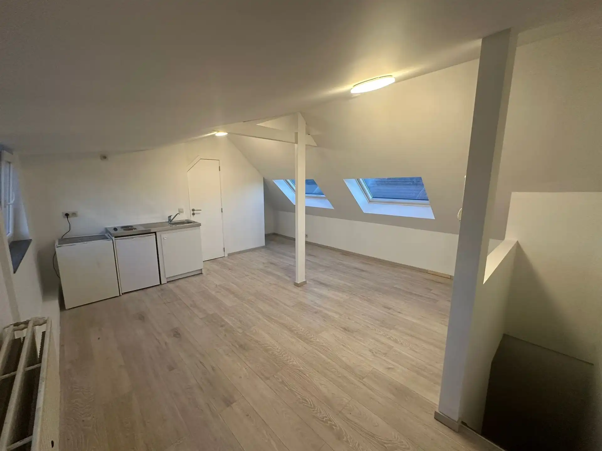 Knusse studio in het centrum van Aalst foto 3