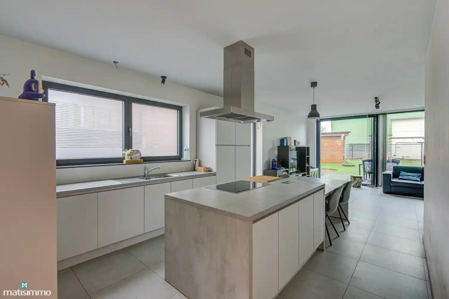 RECENTE NIEUWBOUWWONING MET 3 SLAAPKAMERS EN TUIN NABIJ CENTRUM KORTESSEM foto 4