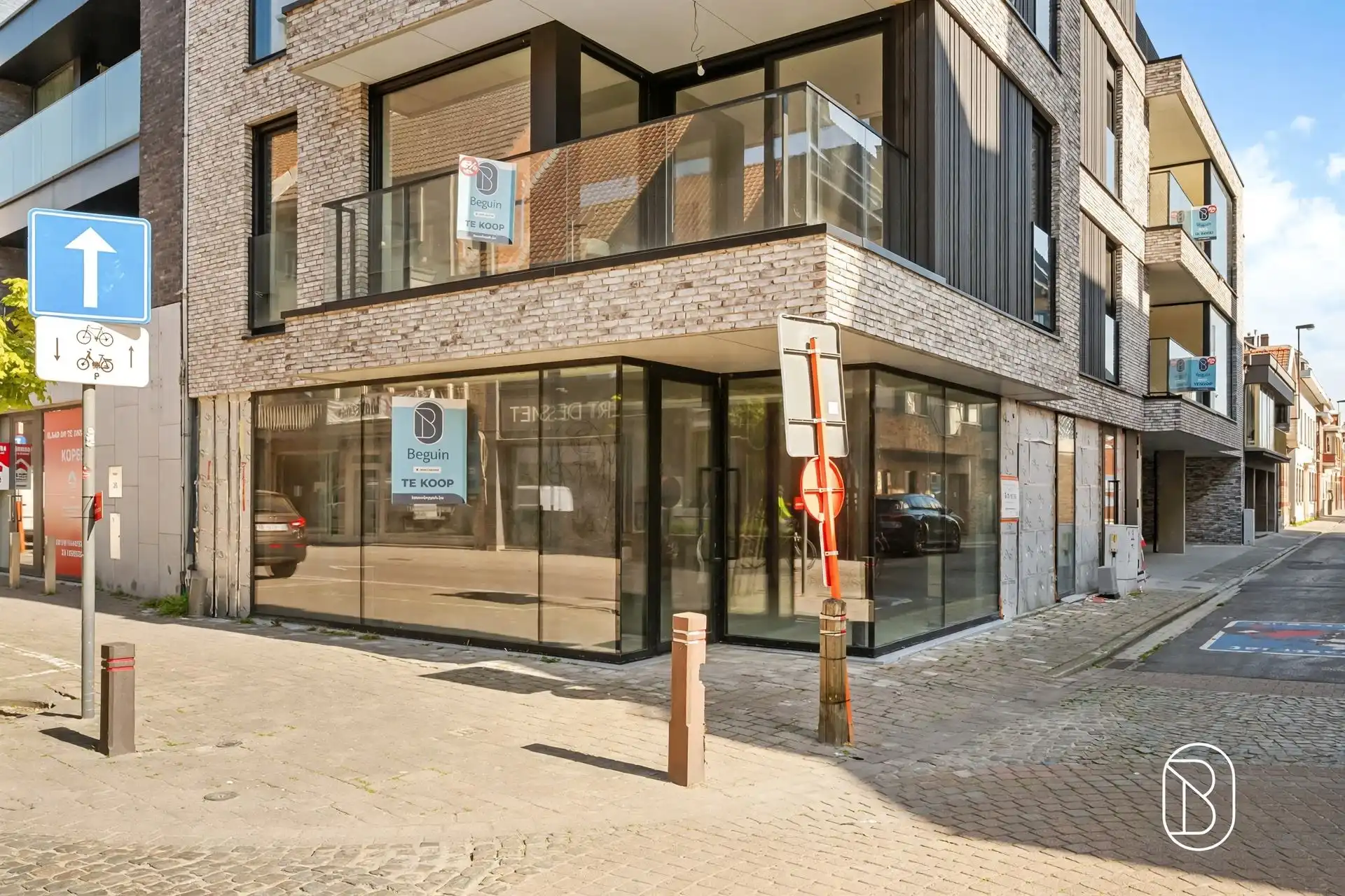Gebouw te koop Holstraat 37/HANDEL - 8790 Waregem