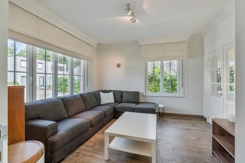 Stijlvolle, landelijke woning met 3 slaapkamers, garage en tuin foto 5