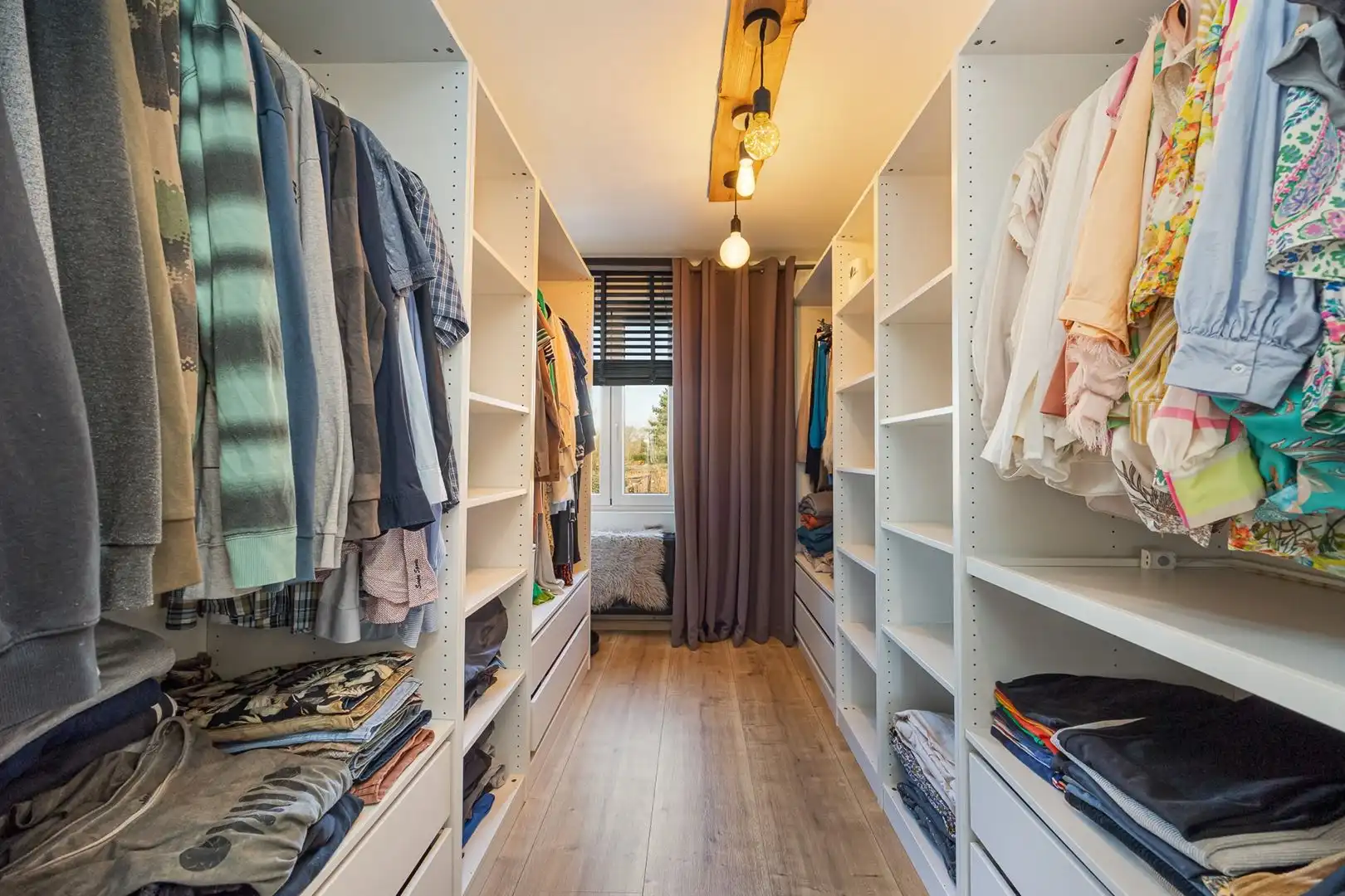 Een thuis vol sfeer met 5 slpks en een mooie tuin! foto 17