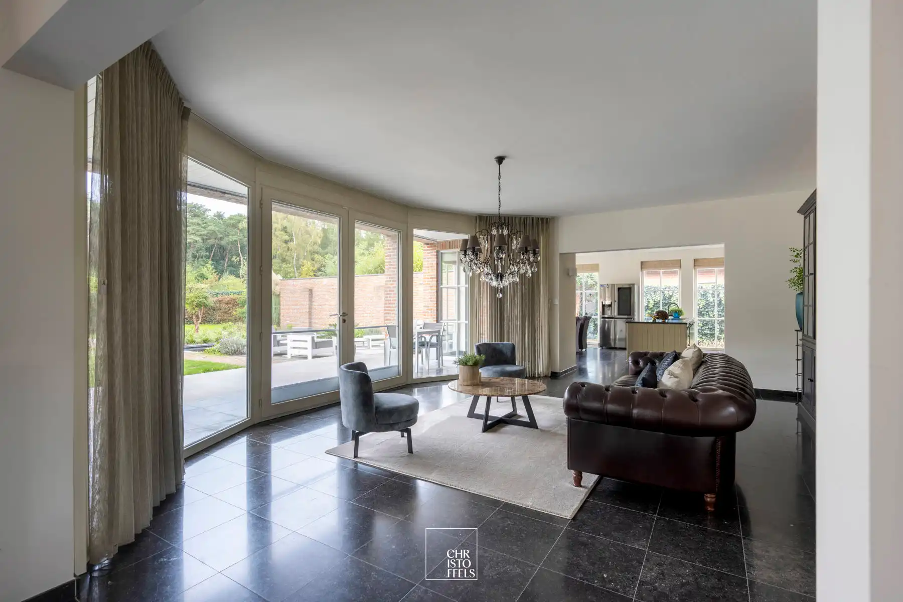 Exclusief landhuis met buitenzwembad op perceel van 2.787m² aan de bosrand. foto 43