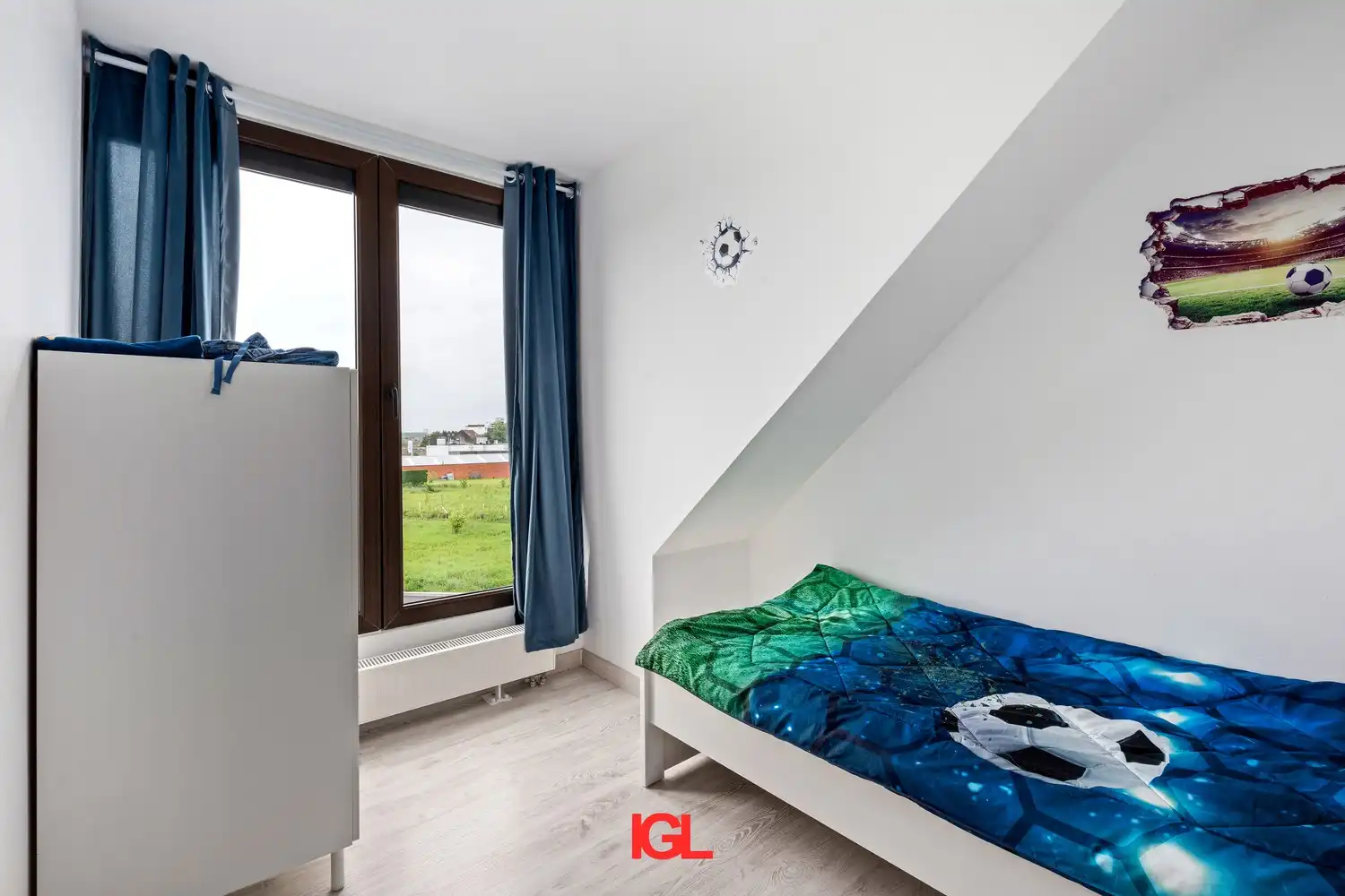 Ruim en recent duplexappartement met zonnig terras op topligging foto 9
