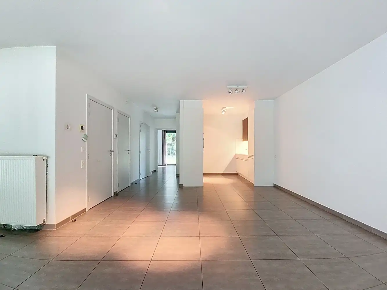 Ruim gelijkvloers appartement voor senioren met zicht op pastorietuin foto 4