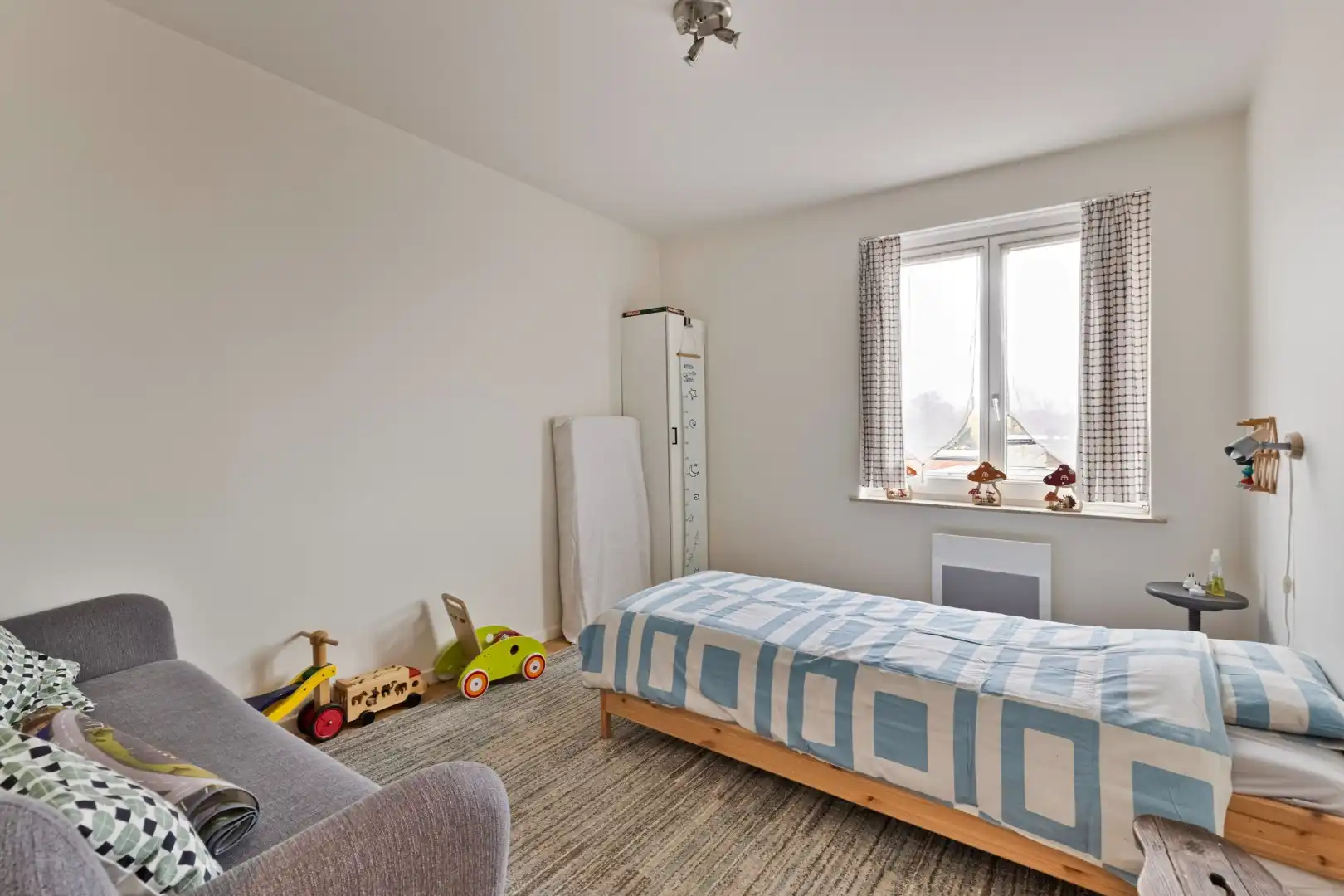 Lichtrijk dakappartement met 3 slaapkamers foto 12