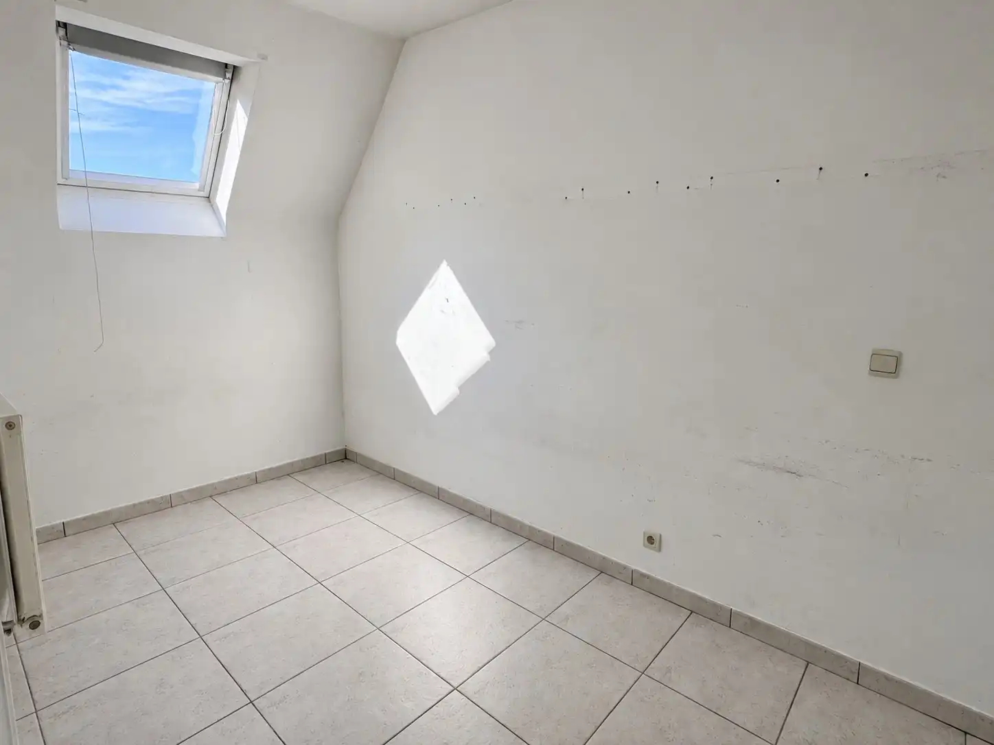 Ruim duplexappartement met 3 slaapkamers nabij het centrum. foto 12