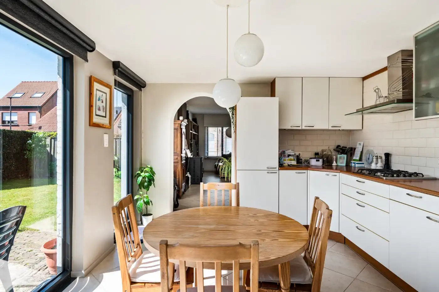 Instapklare, vrijstaande woning met 2 slpk., tuin en garage foto 8