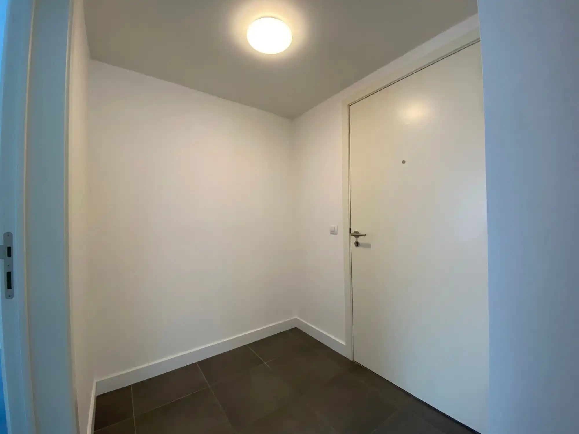 Tweeslaapkamer appartement met grote garagebox  foto 9