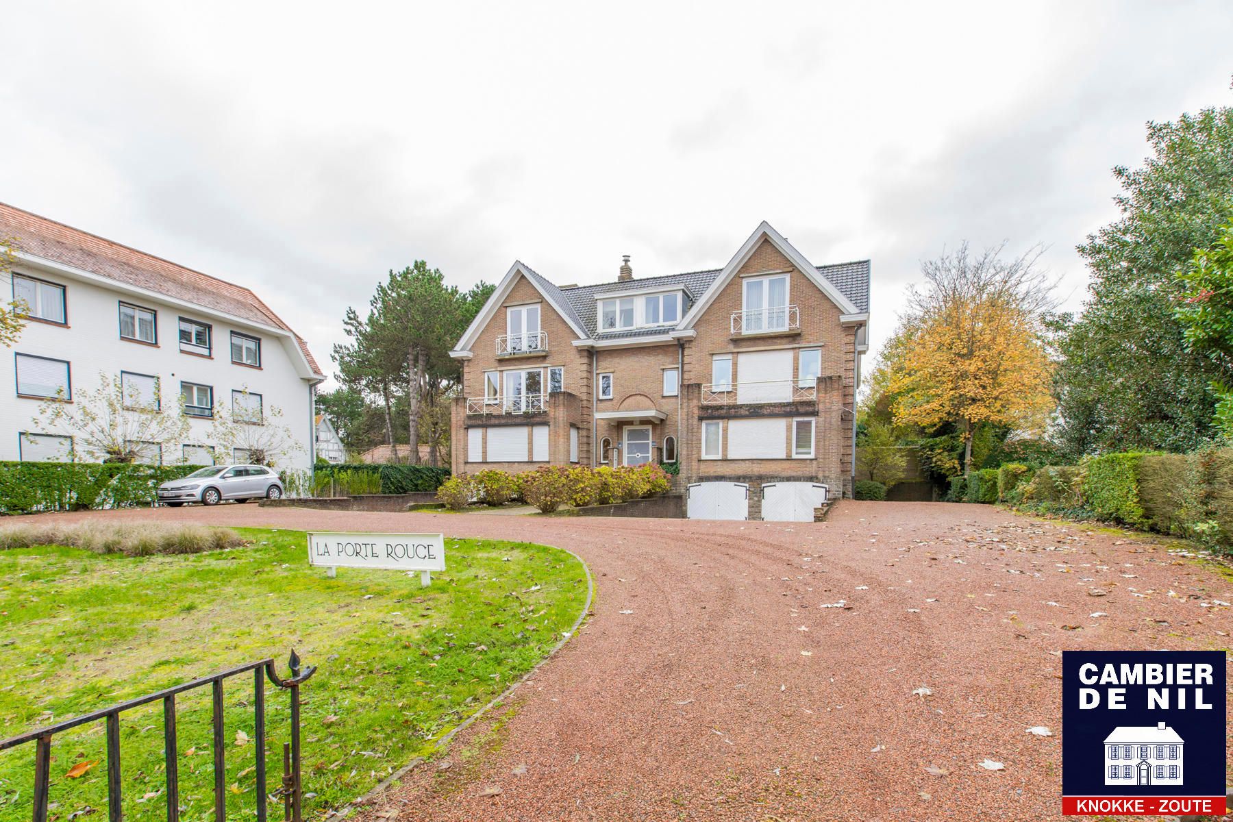 Penthouse in villa residentie met 3 slpk - modern gemeubileerd foto 16