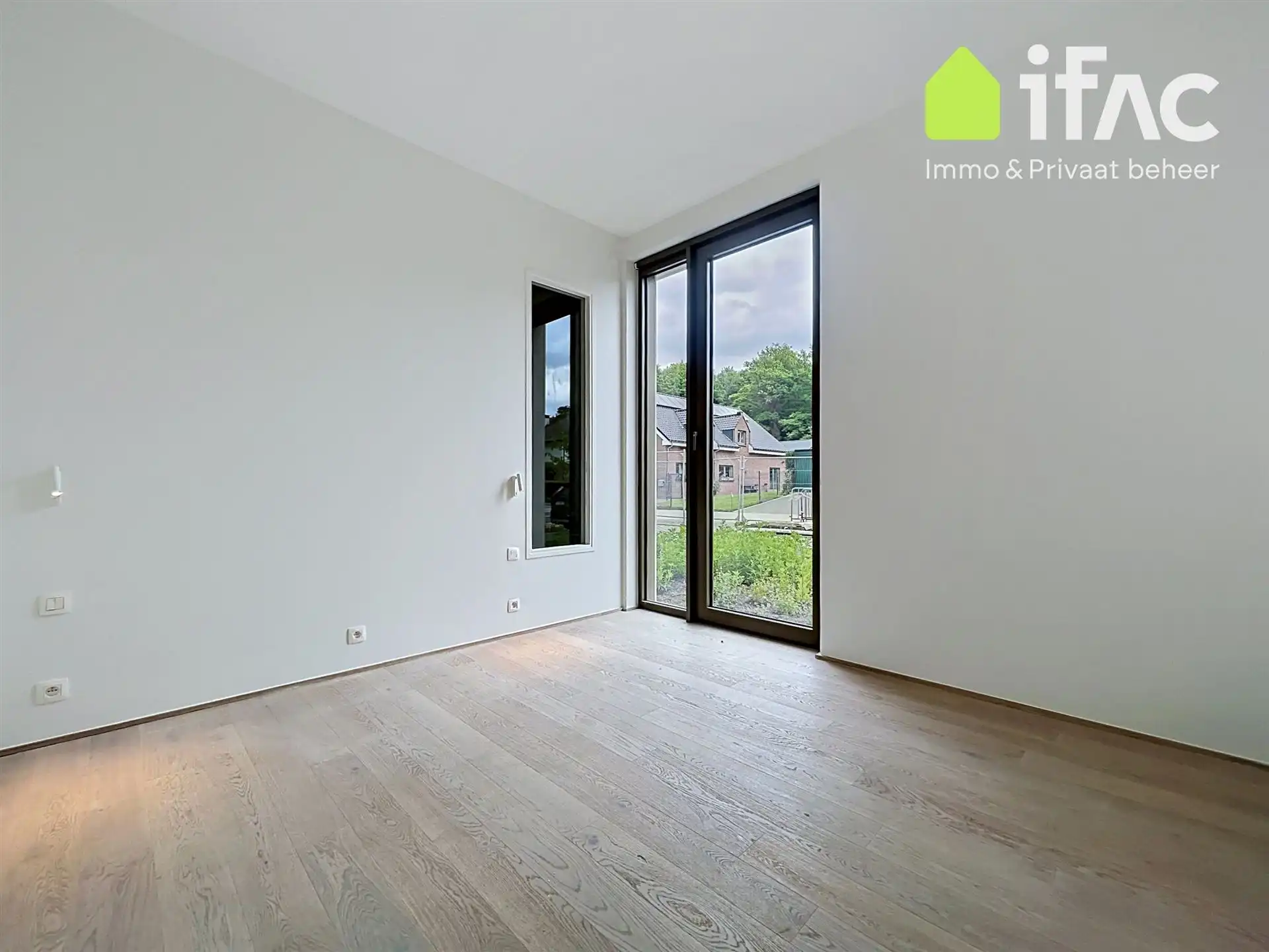 Uitstekend gelegen nieuwbouwappartement met autostaanplaats foto 6