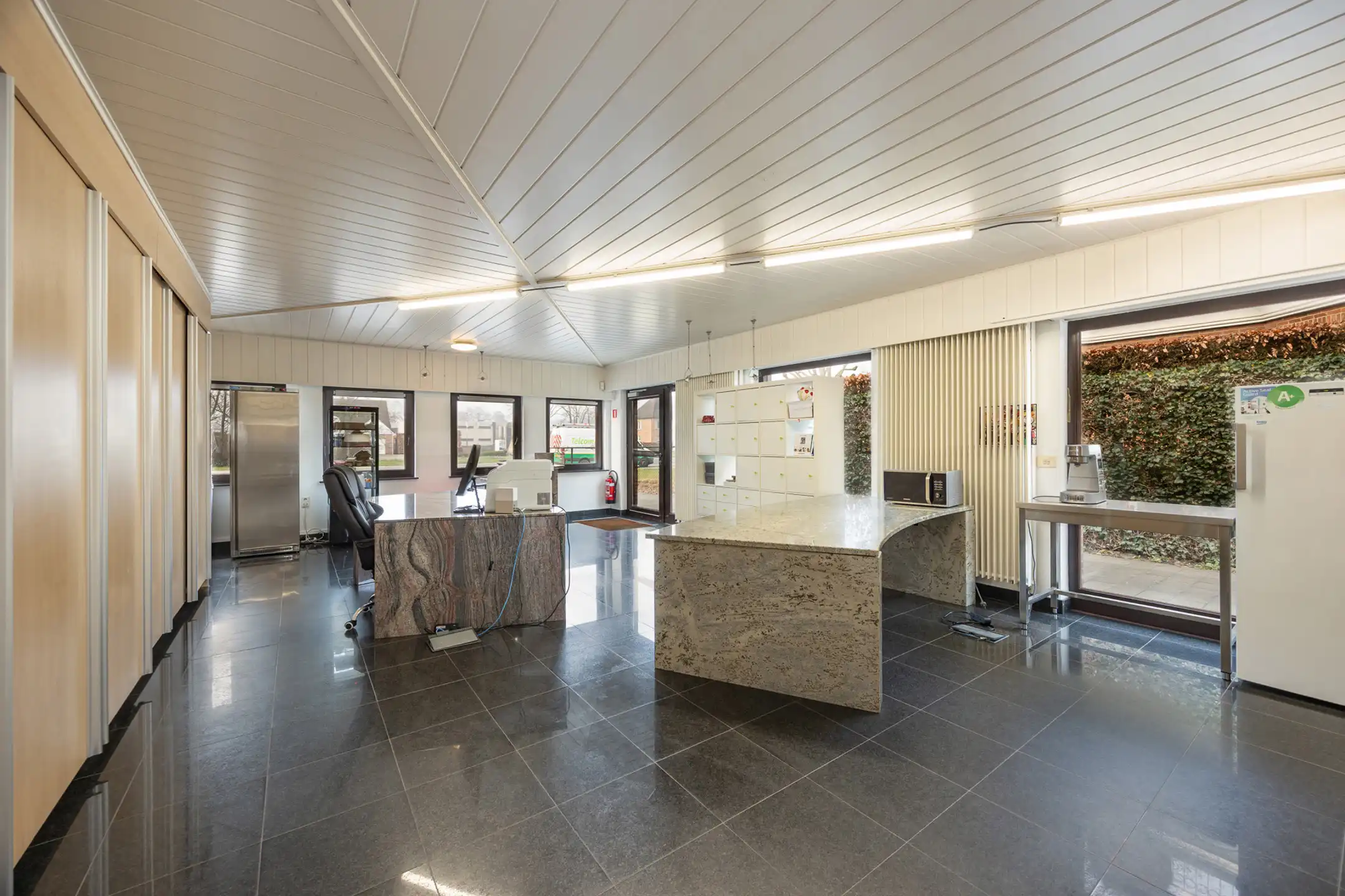 Ruime woning met 4-5 slpks en grote bureauruimte te Turnhout foto 30