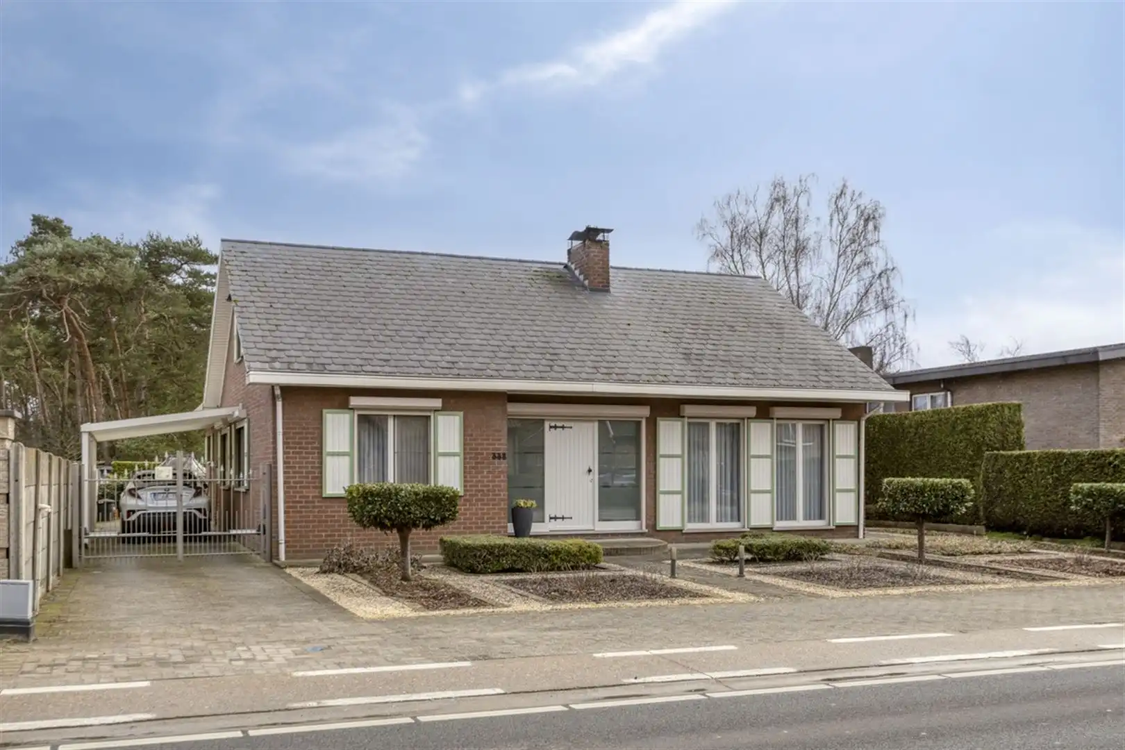 Hoofdfoto van de publicatie: TE KOOP: Vrijstaande woning met 3 slaapkamers te Paal!