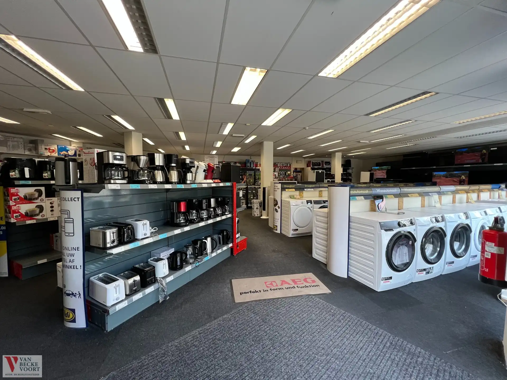 Handelsgelijkvloers 159m² - Leopold I-Plein foto 2