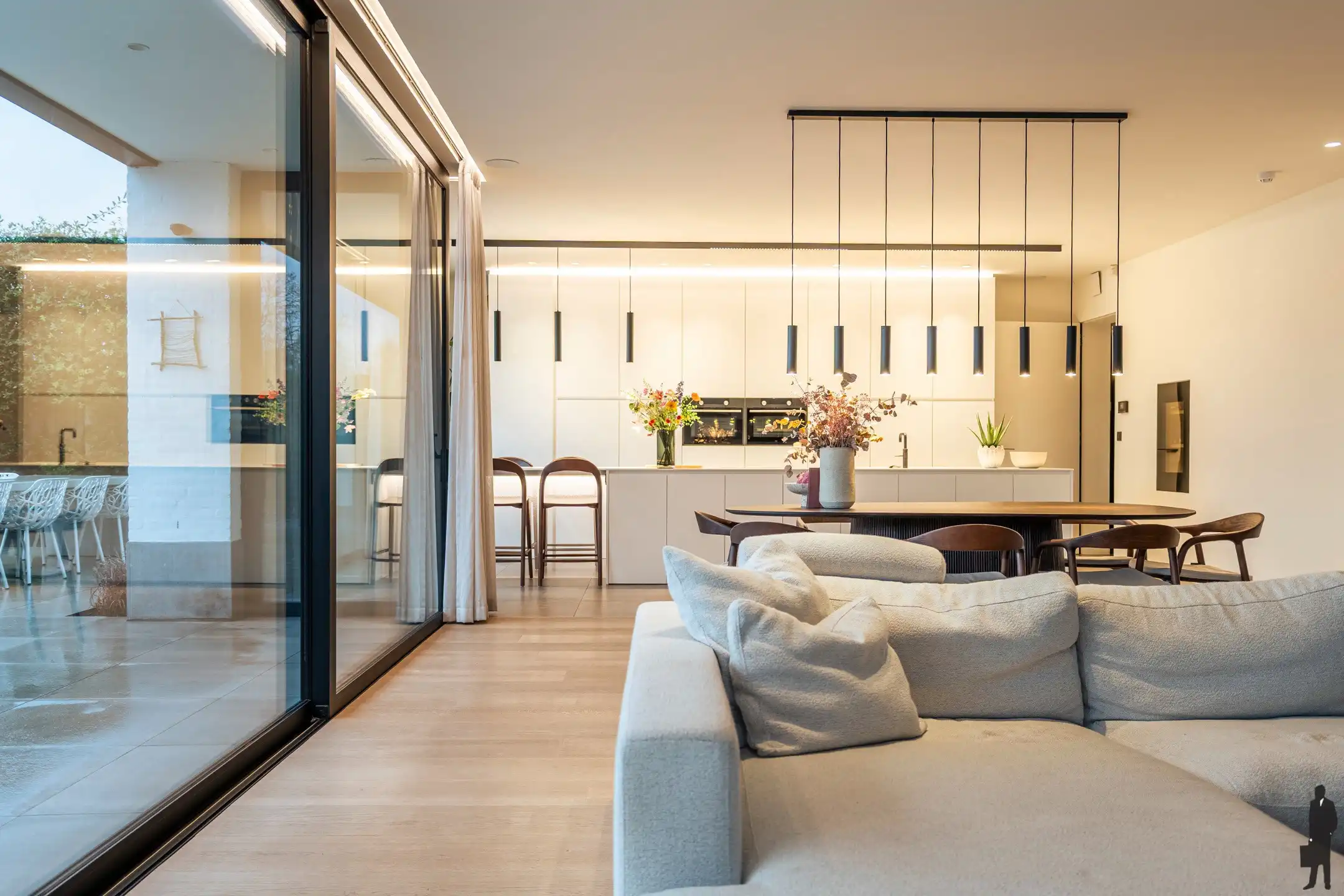 Luxe villa met zwembad en poolhouse vlakbij het centrum van Hoogstraten. foto 9