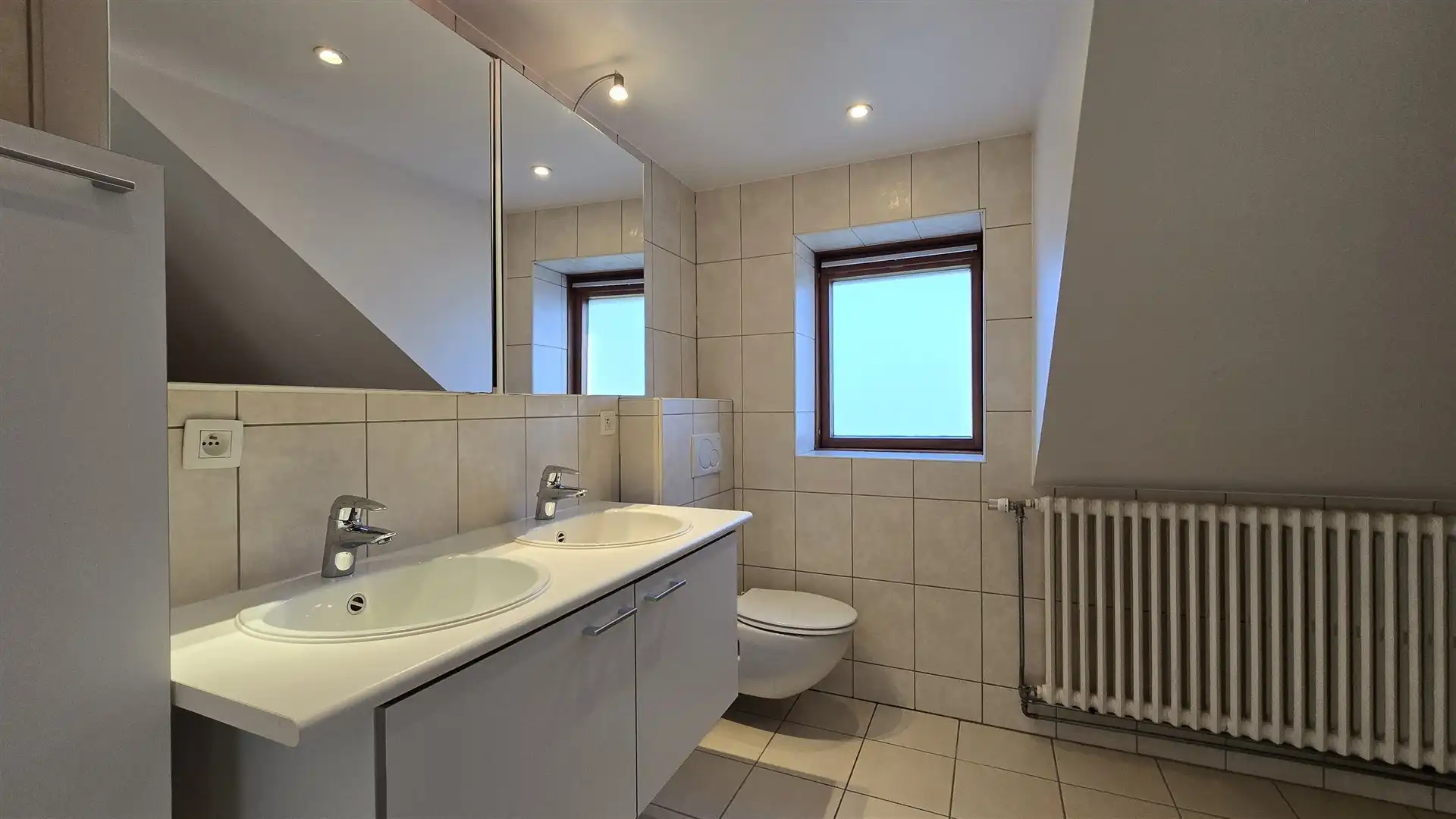 Prachtige, ruime villa met grote tuin te huur in Everberg foto 20