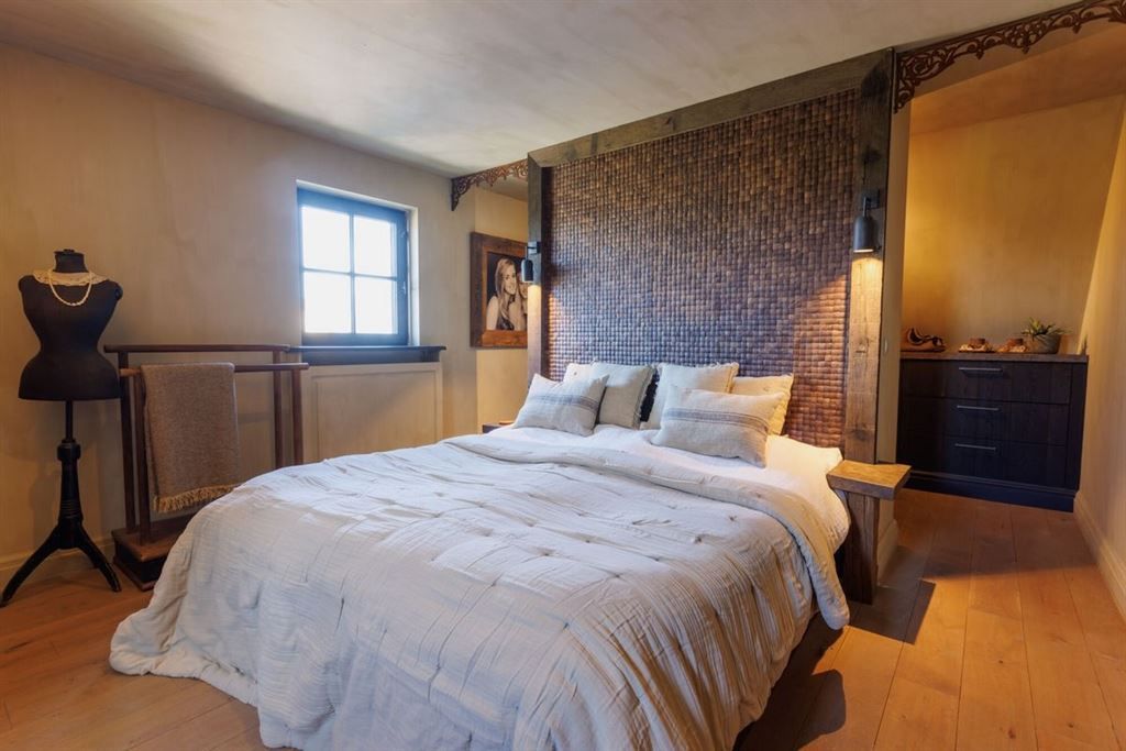 Landelijke villawoning met multifunctioneel aangrenzend gebouw foto 9