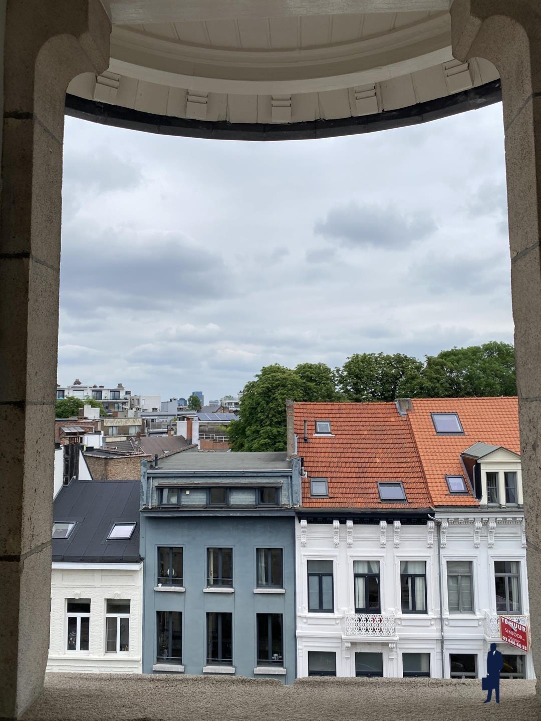 Authentiek gerenoveerd penthouse (ca. 90 m²) met terras foto 11