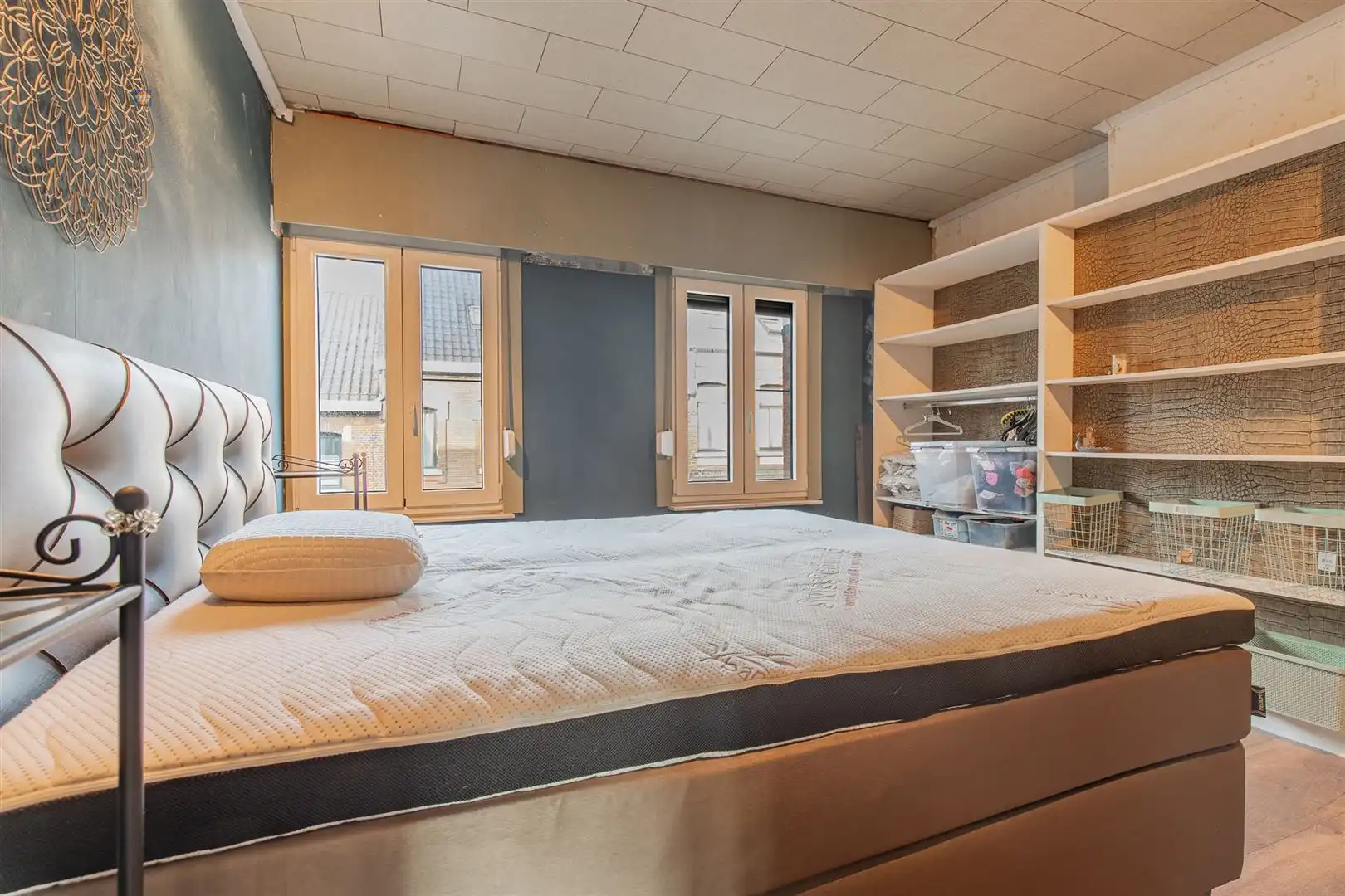 Op te frissen woning met potentieel, 2 slpk, tuin en zolder foto 11