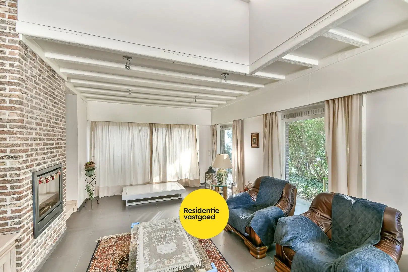 Rustig gelegen open bebouwing met grote tuin en veel ruimte foto 5