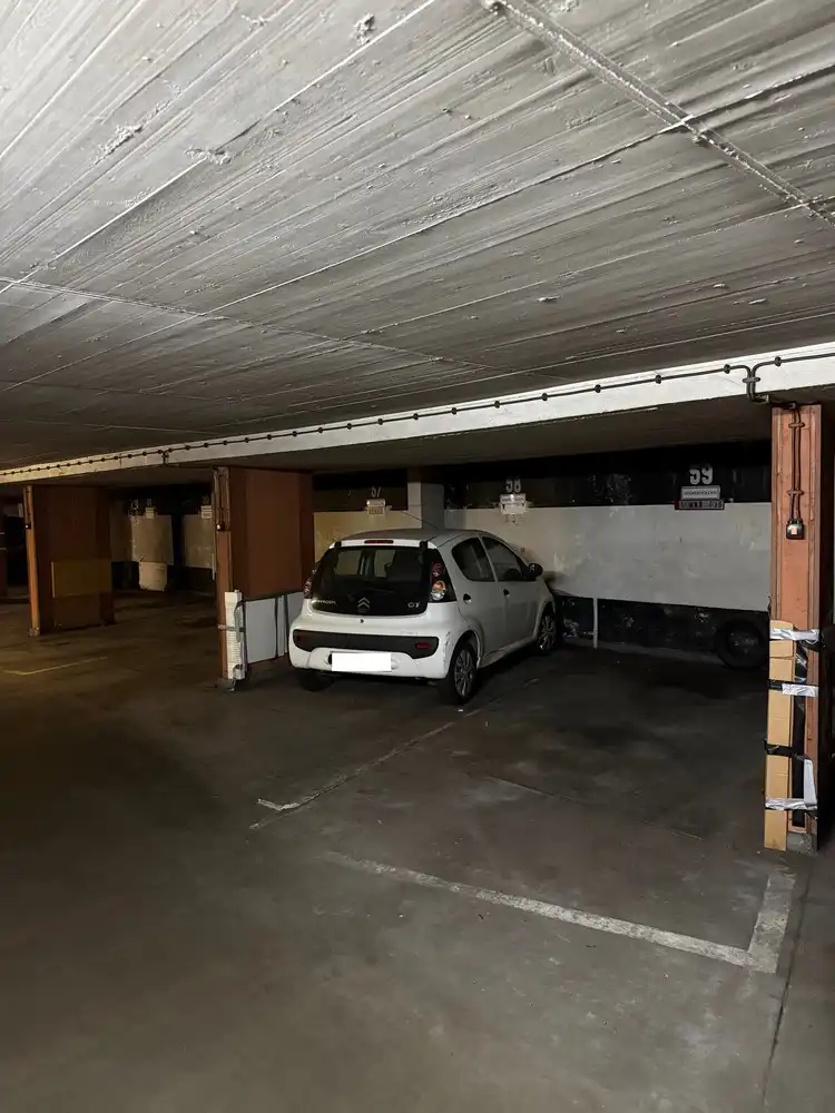 PARKING LEOPOLD foto 4