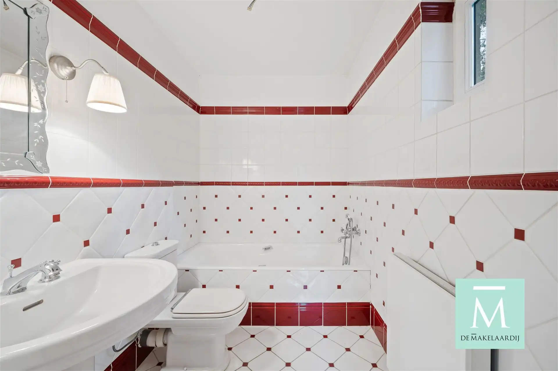 Stijlvolle villa met prachtige tuin, gelegen in het groen foto 34