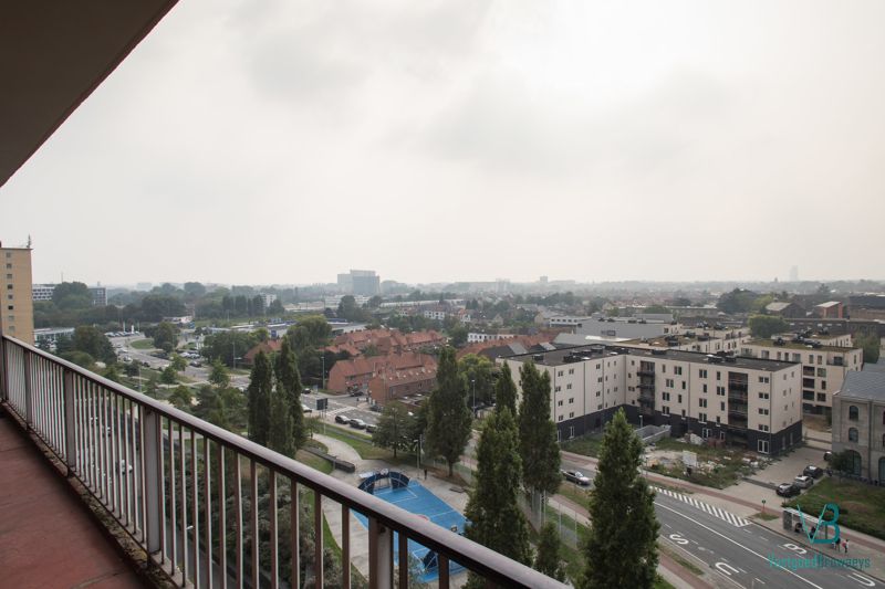 Ruim 3-slaapkamer appartement met uniek zicht op Gent foto 7