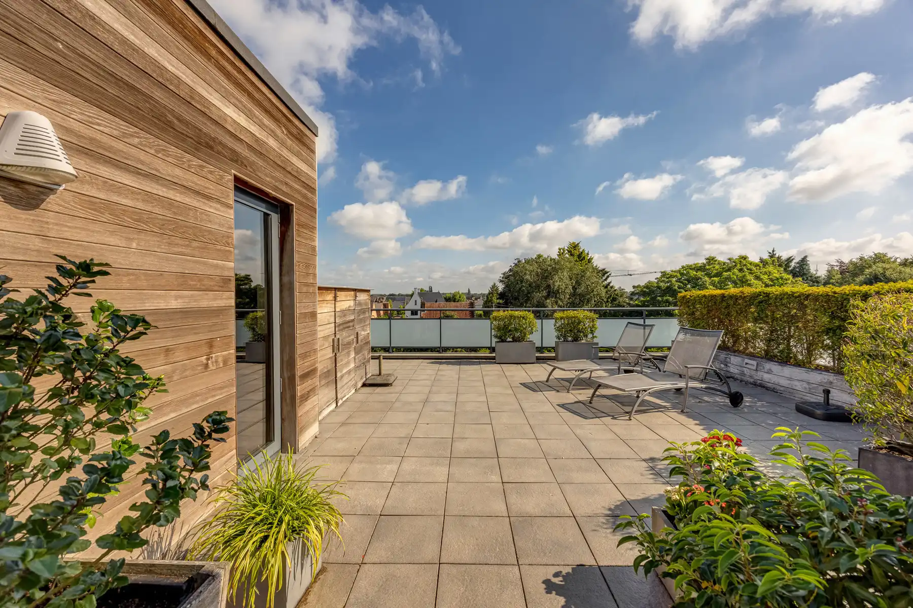 Ruim dakappartement met 2 slaapkamers en terras van ca. 155m². foto 19