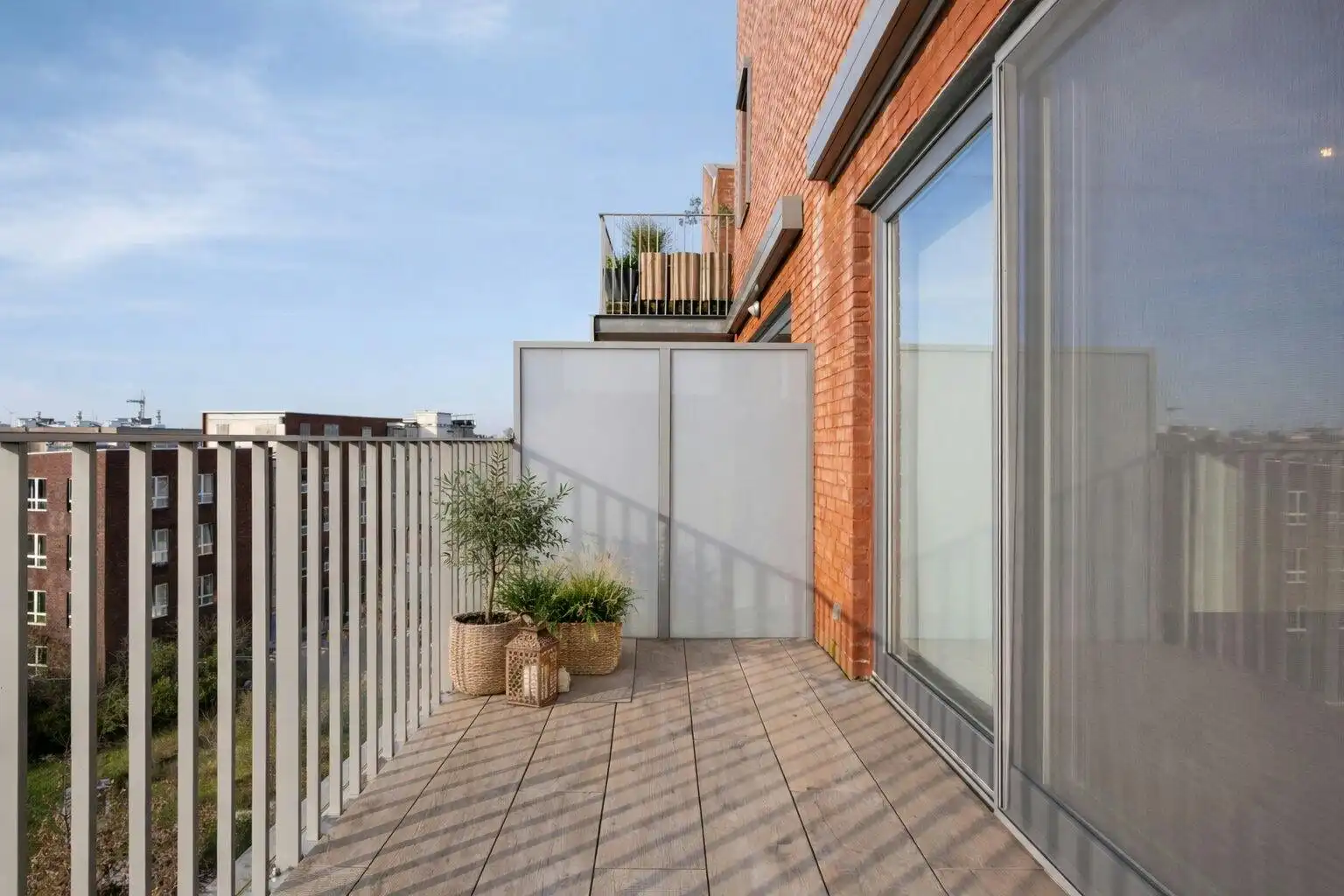 Lichtrijk hoekappartement met open zicht te Gent foto 2