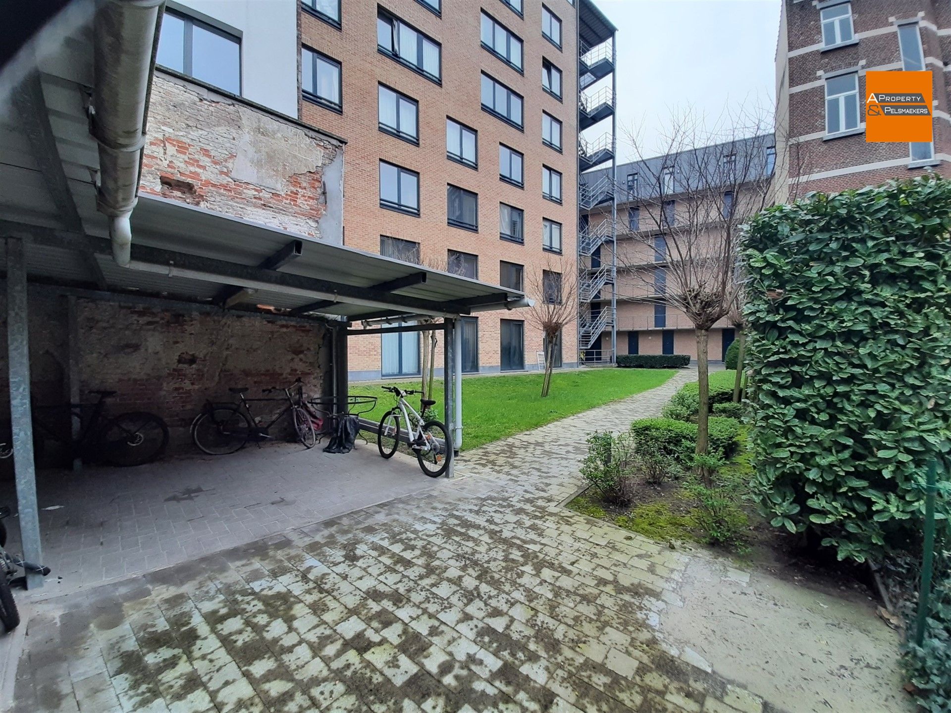 2 Studios dichtbij het centraal station  foto 11