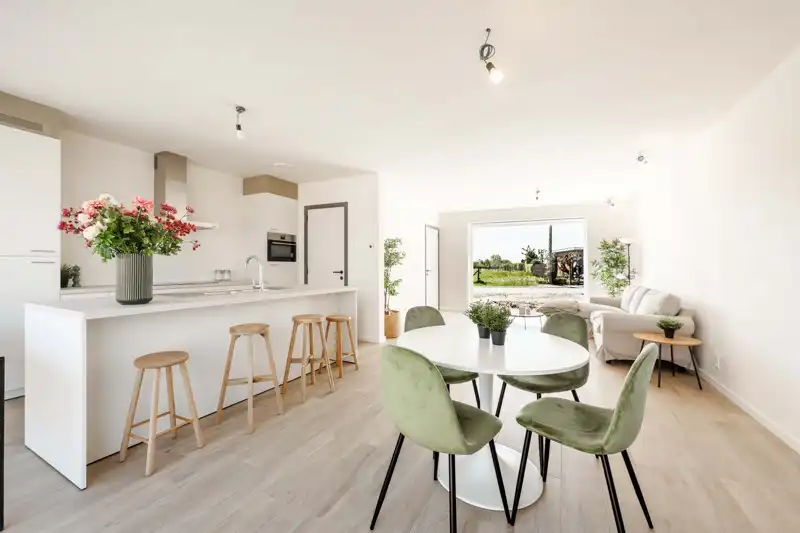 🏡✨ Prachtige nieuwbouwwoning met 3 slaapkamers TE KOOP in Sint-Eloois-Vijve! foto 7