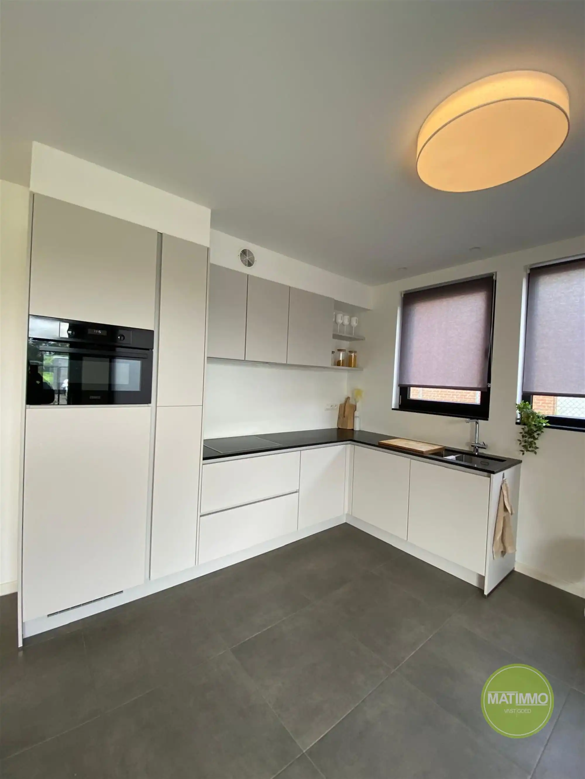 Modern gelijkvloers appartement met 2 slaapkamers in Geel foto 6