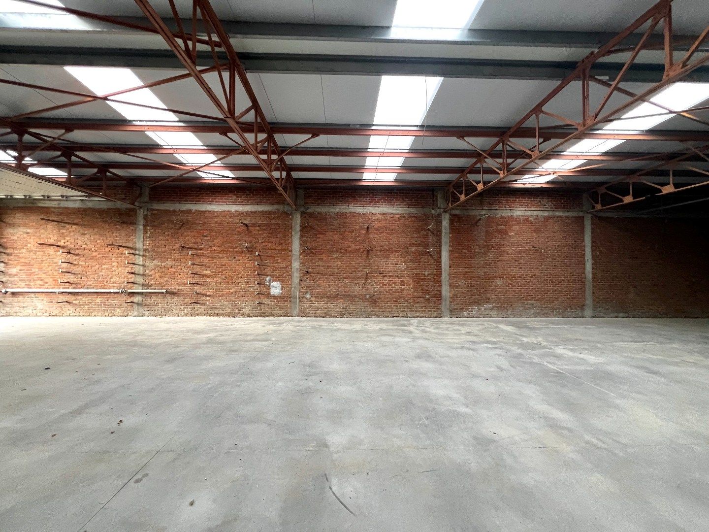KMO Loods op 968m2 te koop centrum Harelbeke !!! foto 5