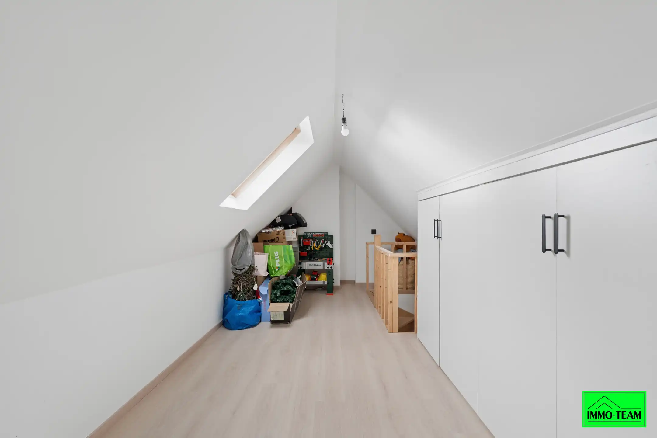 Instapklare 3‑gevelwoning in een rustige, residentiële wijk foto 20