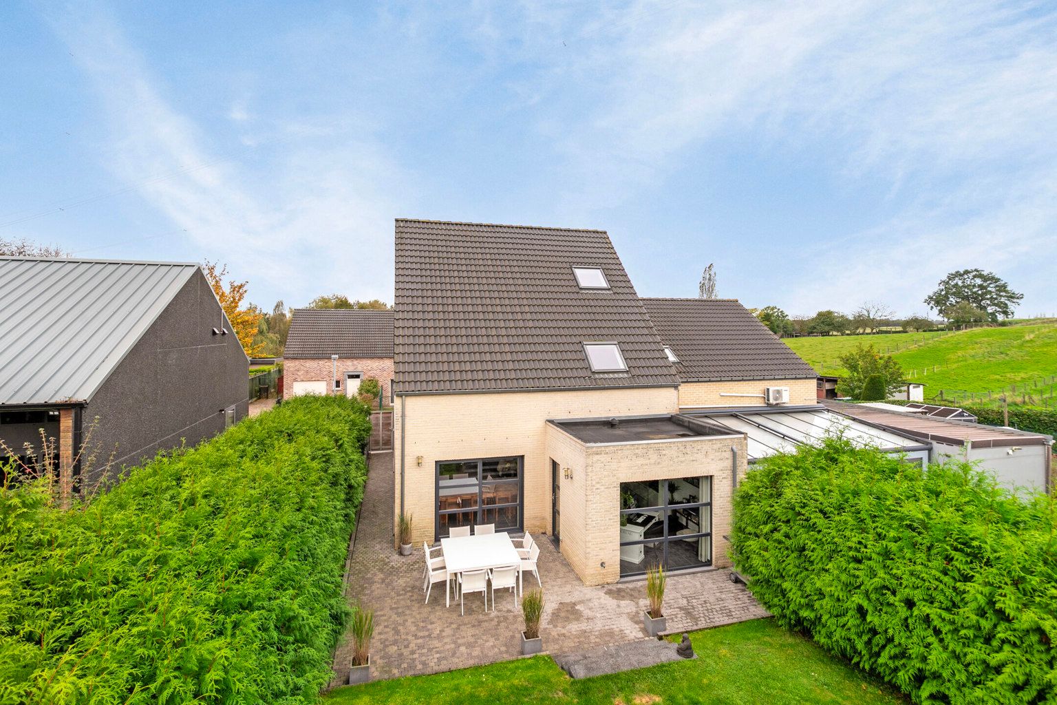 immo DAVID stelt voor: instapklare 3-gevel woning foto 14